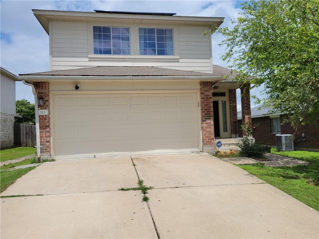 312 Sweet Leaf Ln