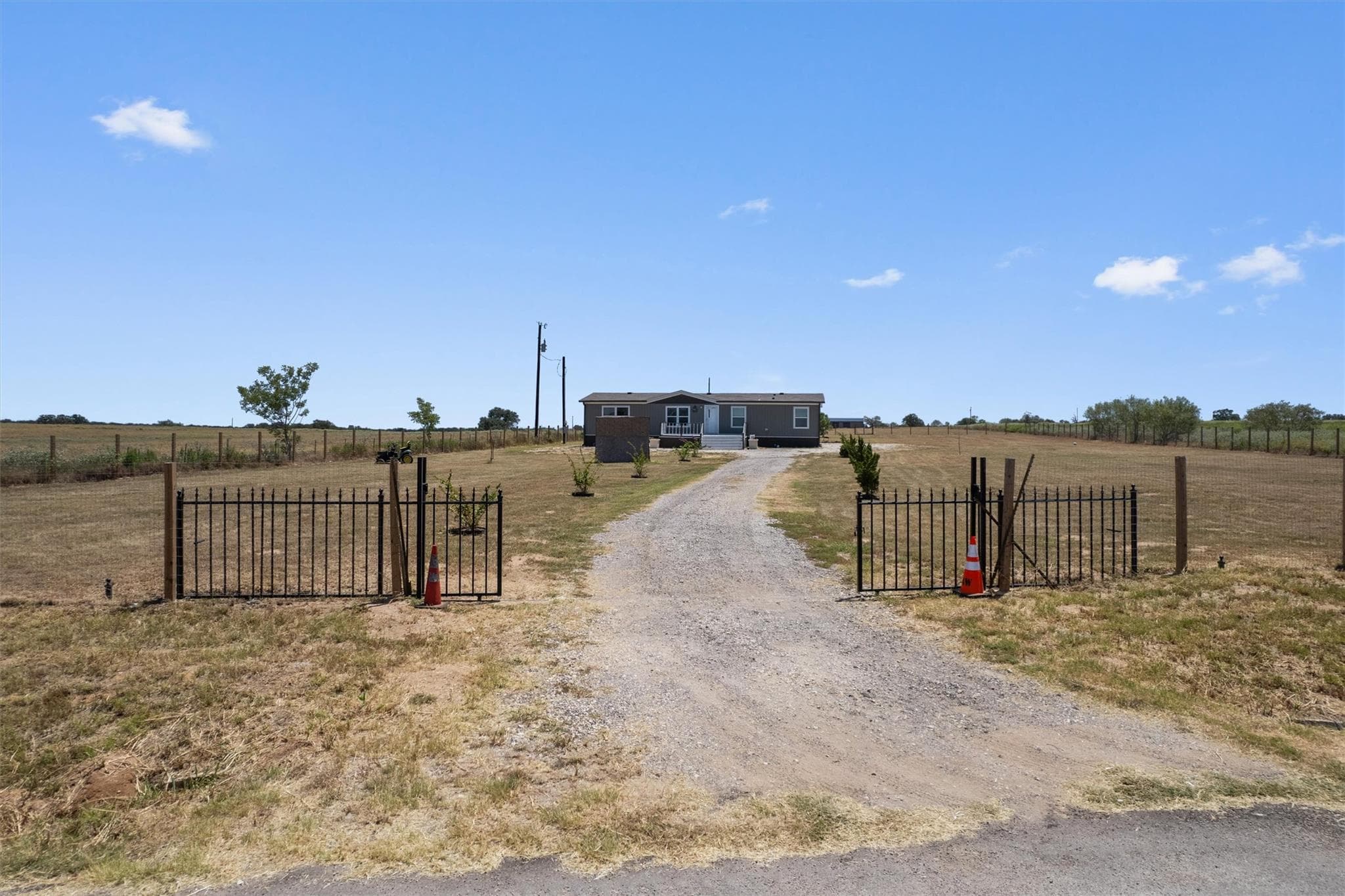 263 N Cedar Creek Dr