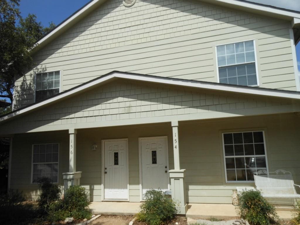 154 Shady Bluff Dr