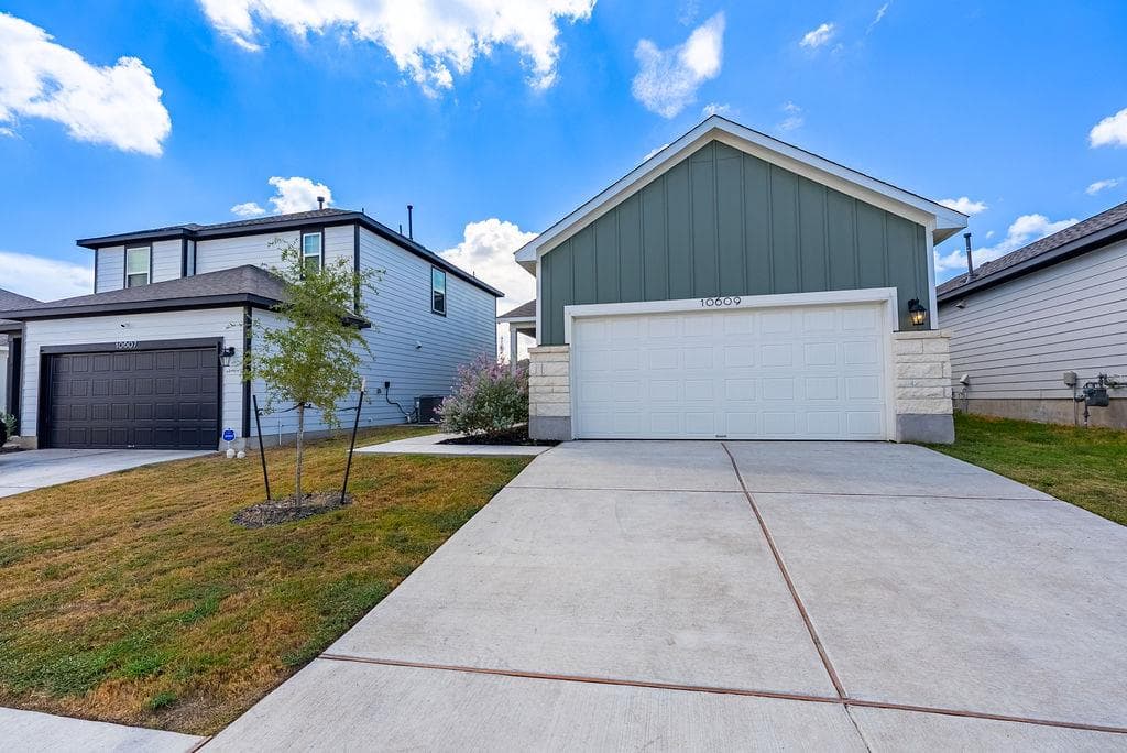 10609 Best Bet Way