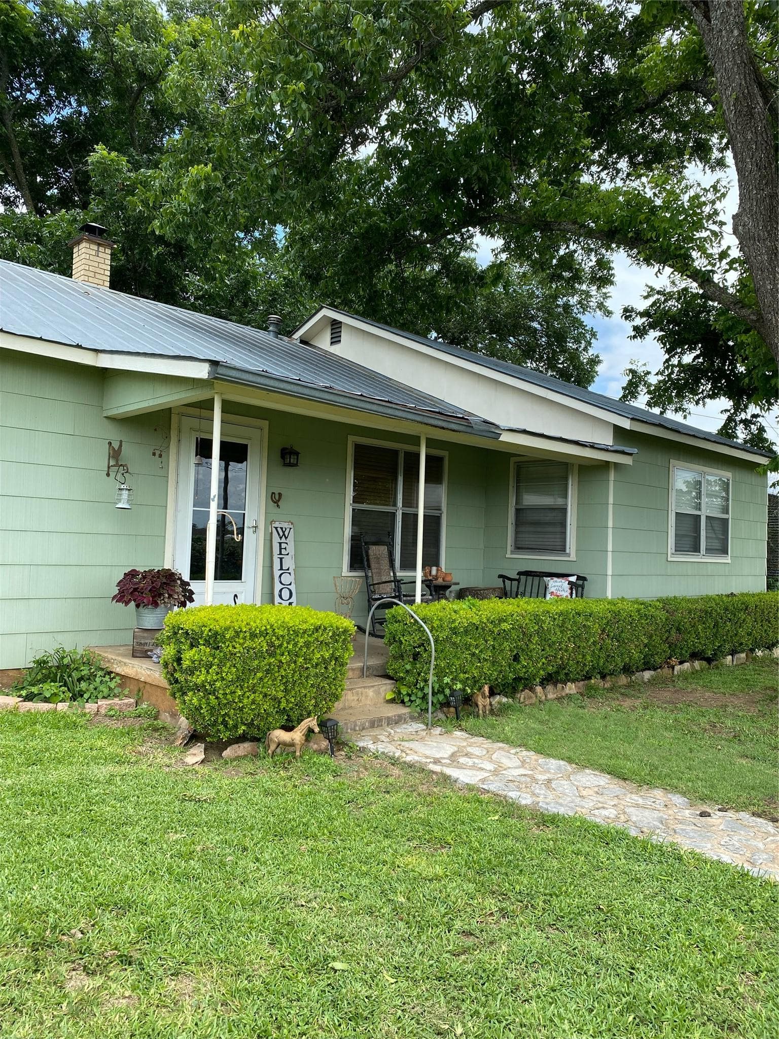 1132 Thiele Ln