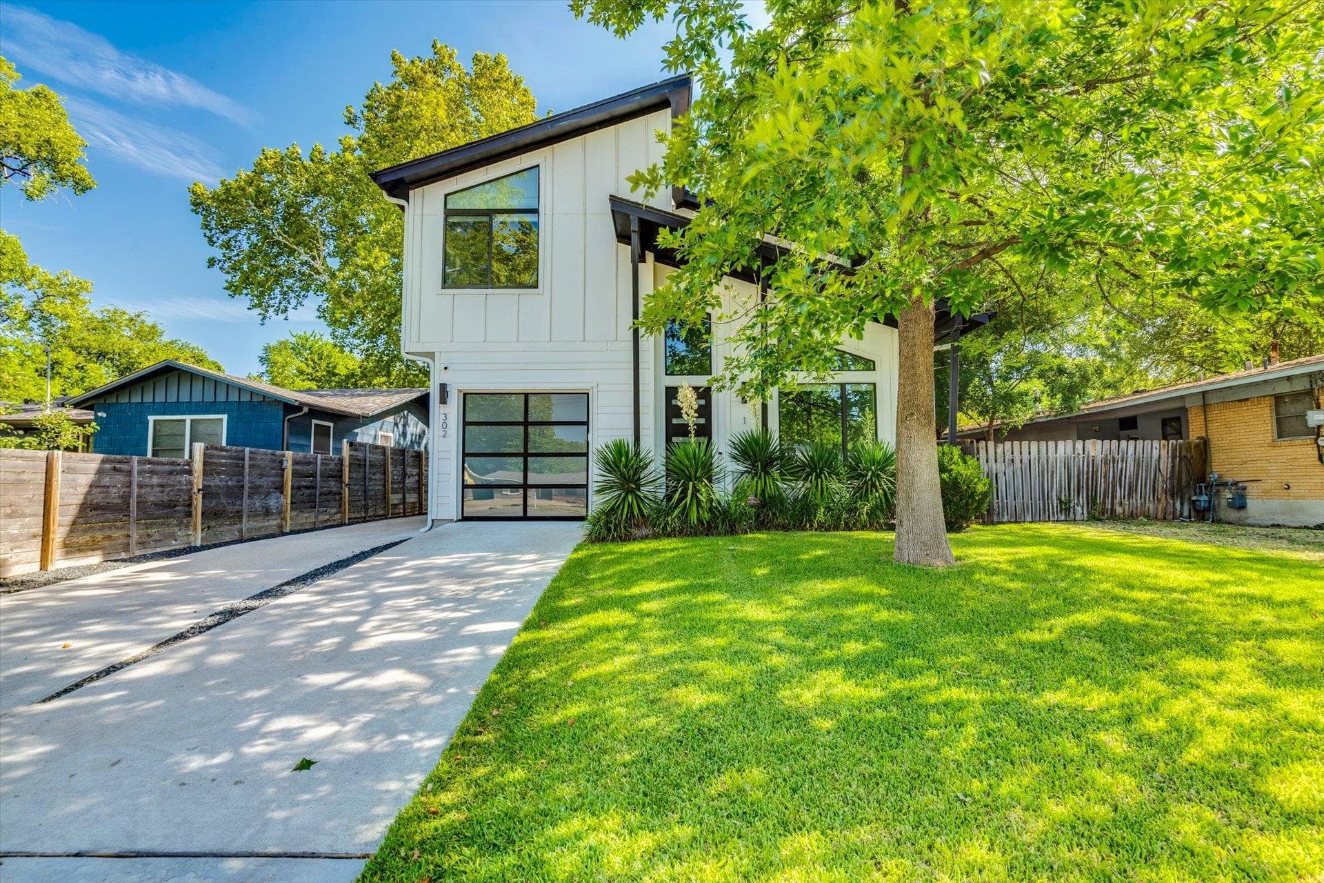 302 Irma Dr #1