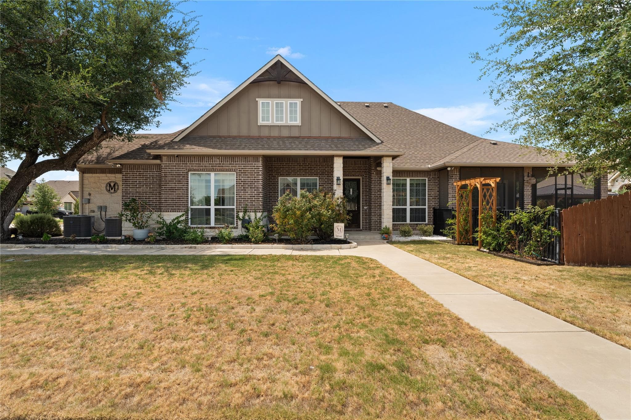 1400 Horizon View Dr
