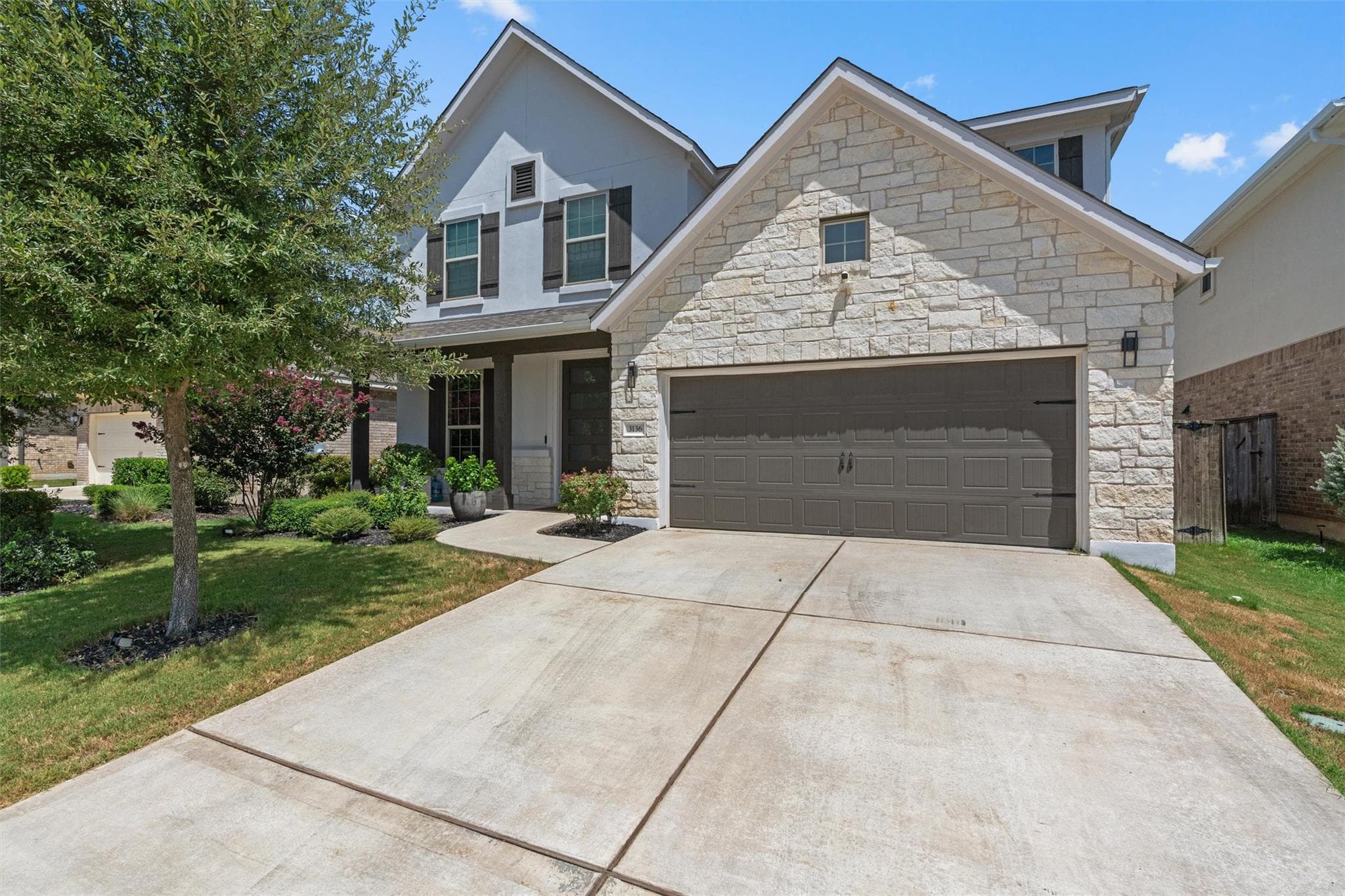 3136 Bravo Dr