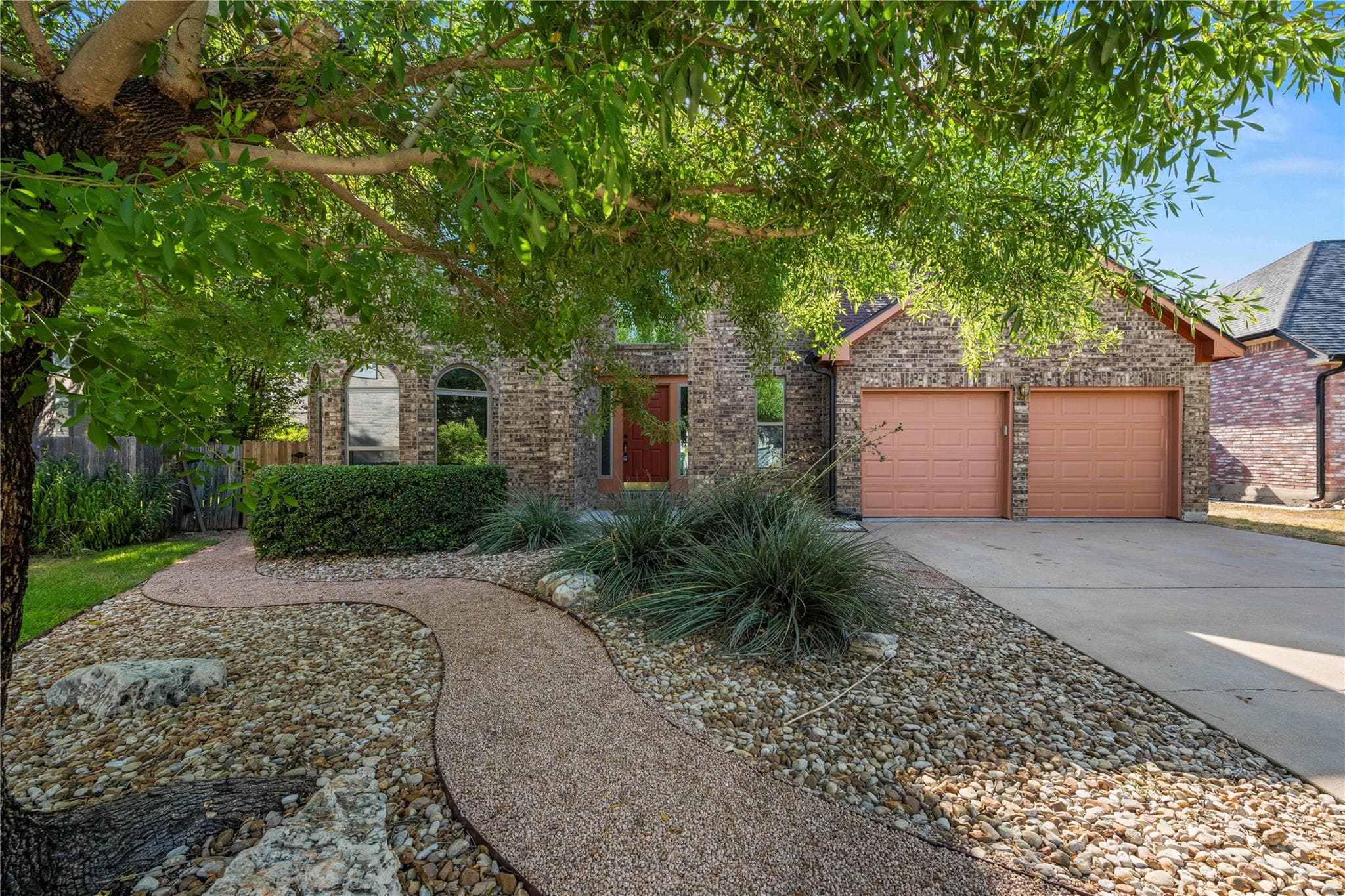 1203 Bobwhite Ct