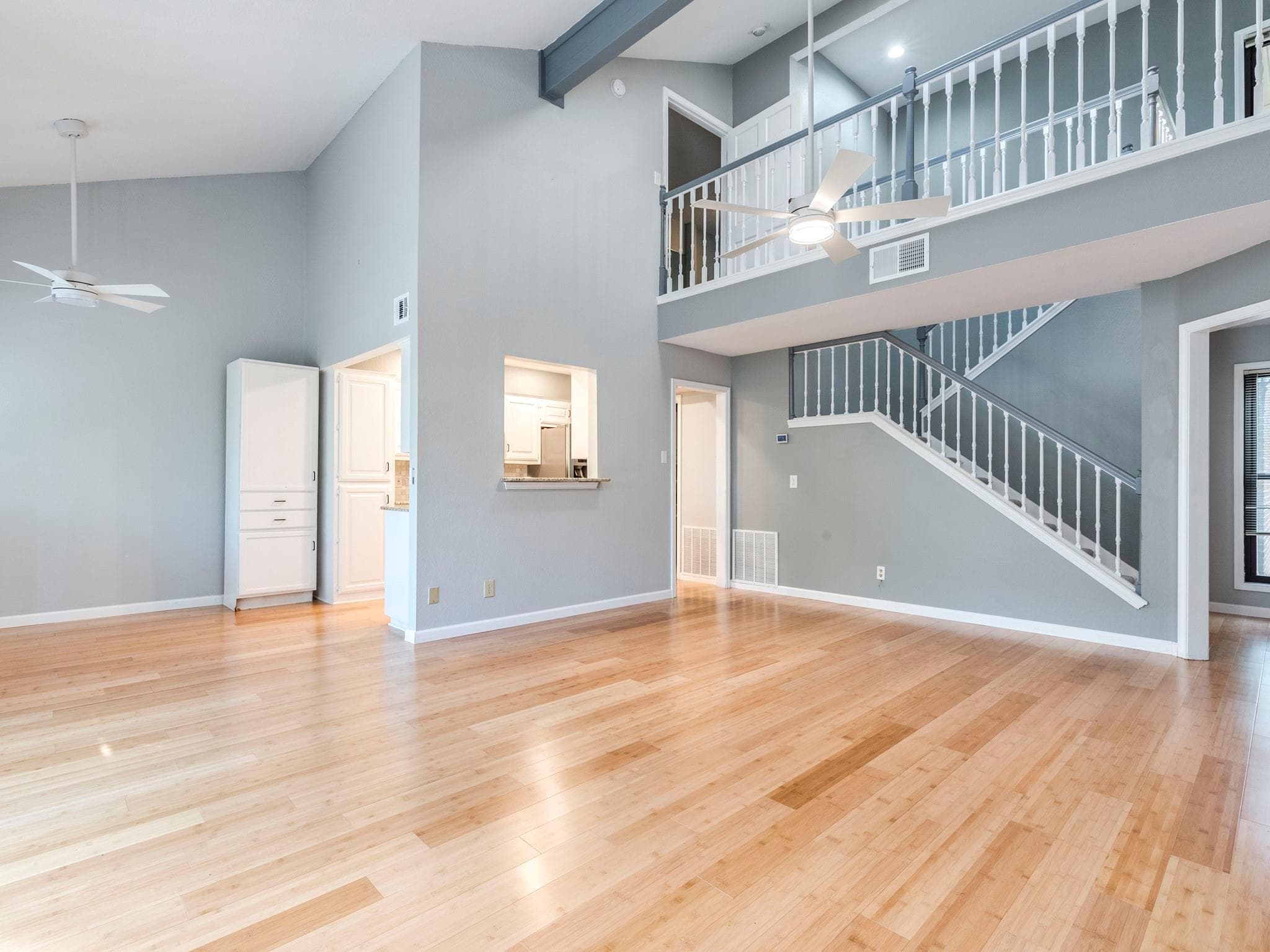 3214 Foster Ln