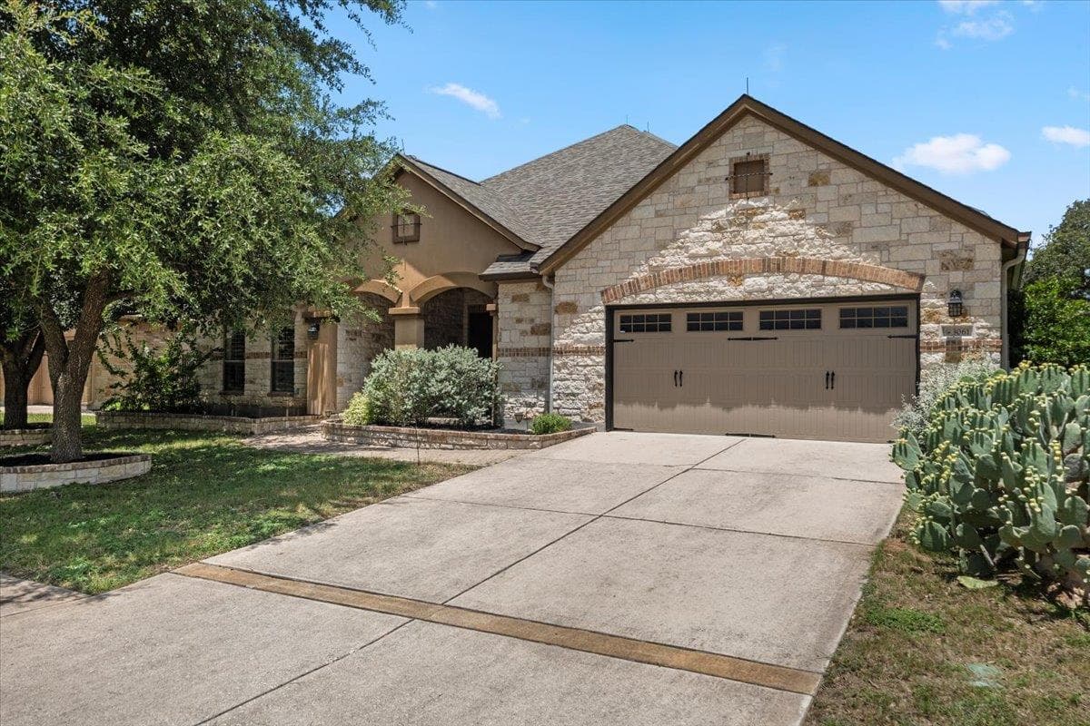 3061 Portulaca Dr