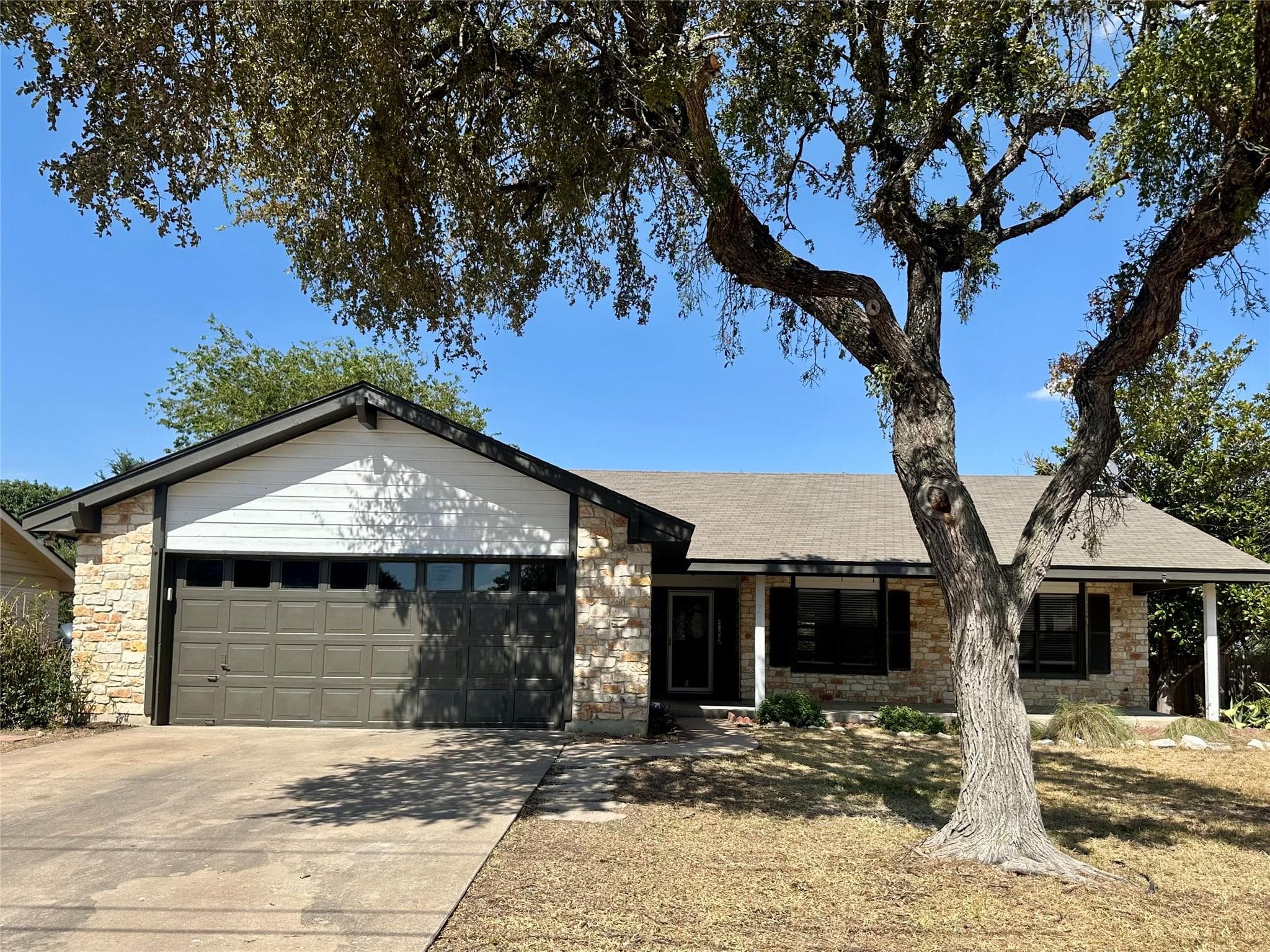 3419 Bluebonnet Trl