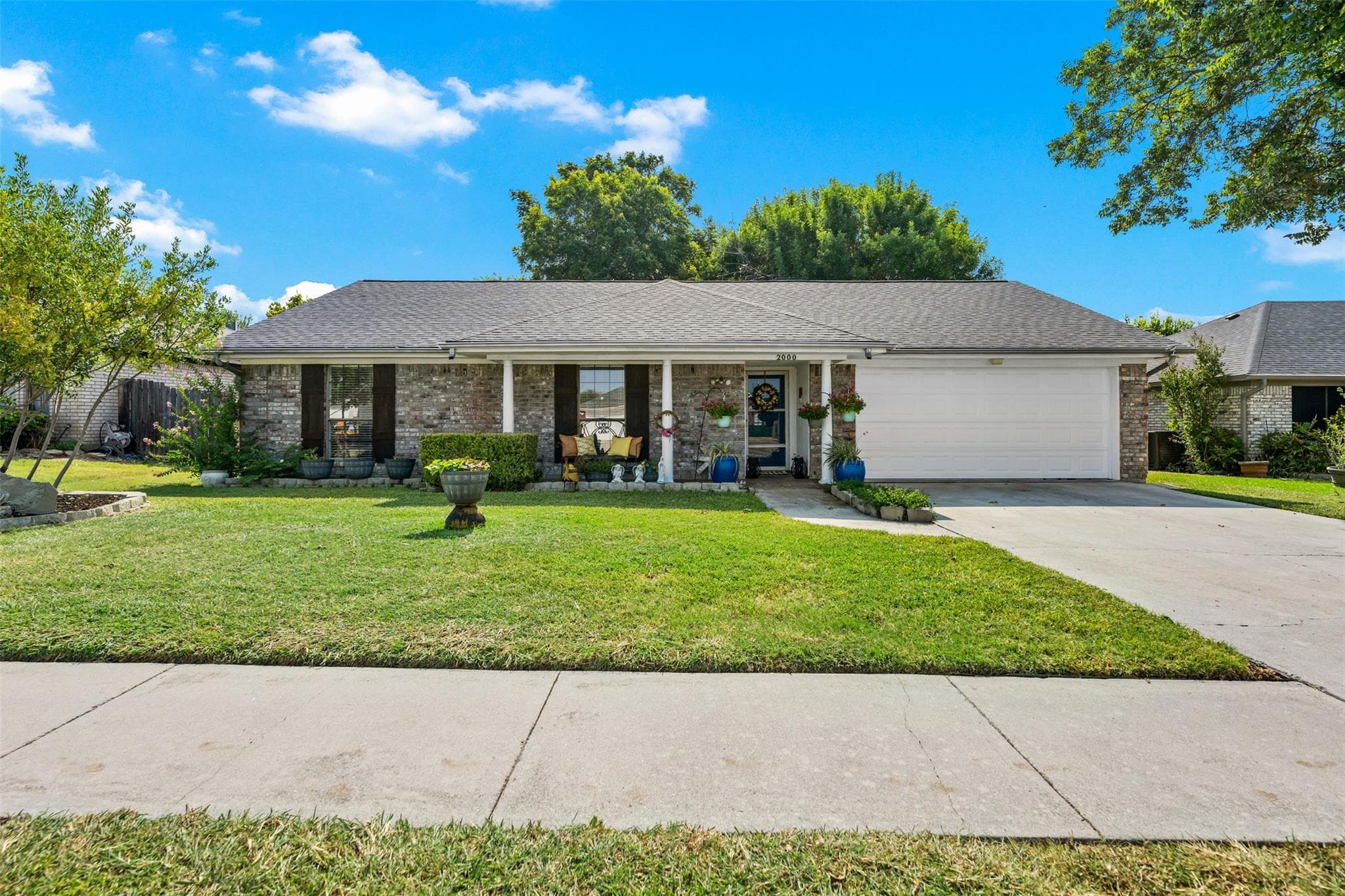 2000 Twilight Dr
