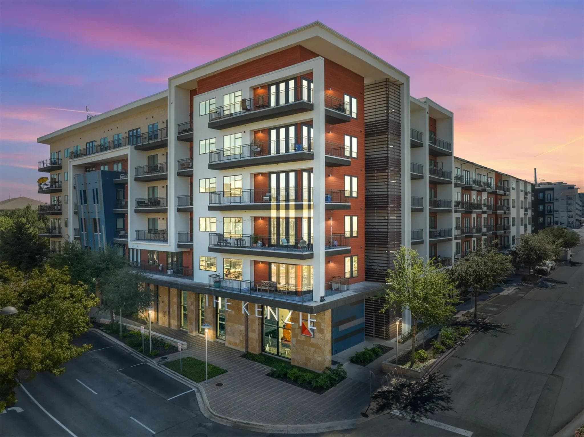 3201 Esperanza Xing #239