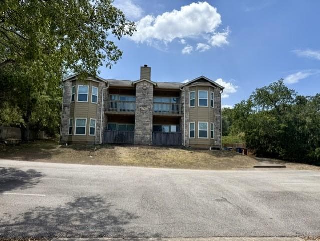 7311 Oak Meadow Dr