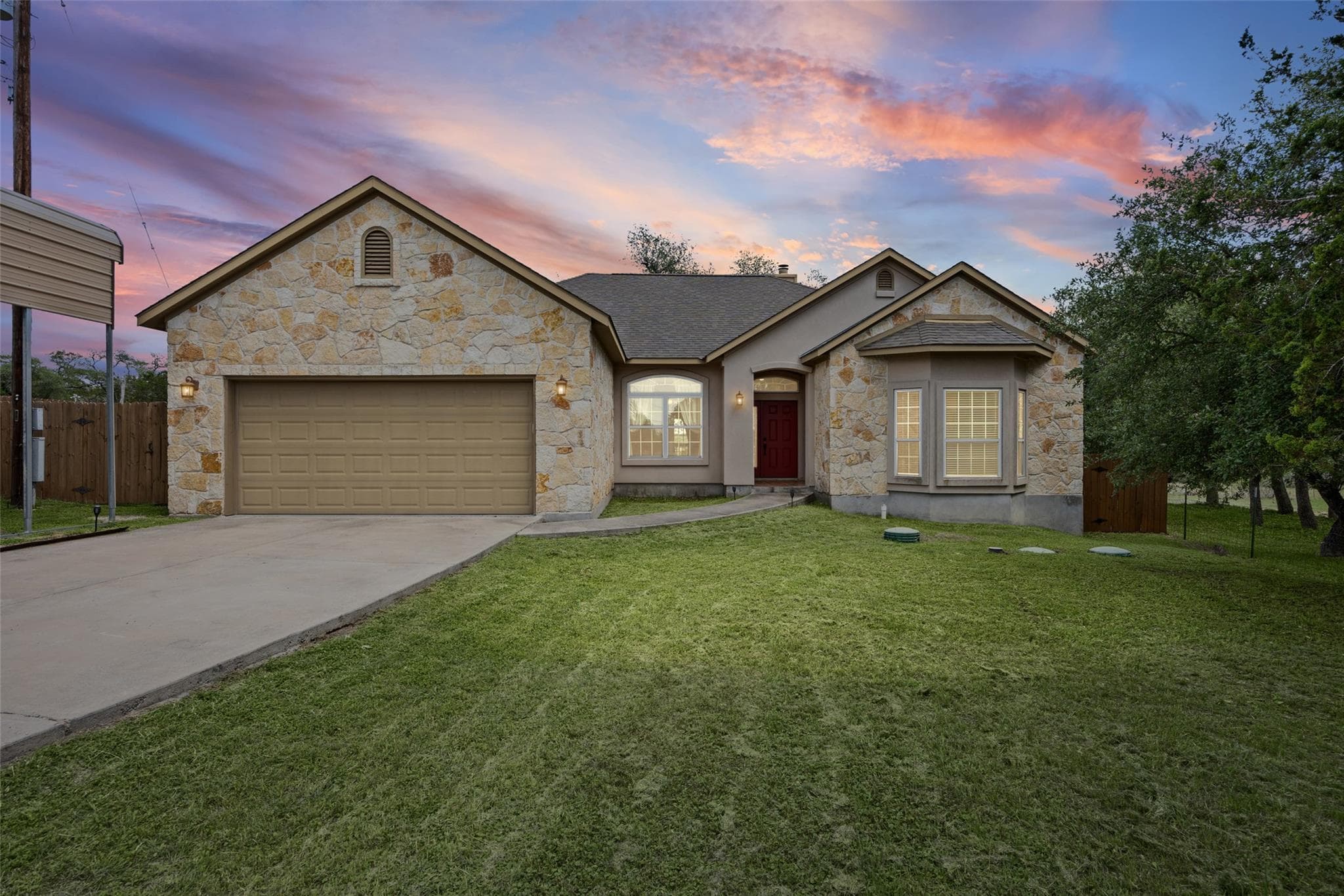 10409 Little Creek Cir