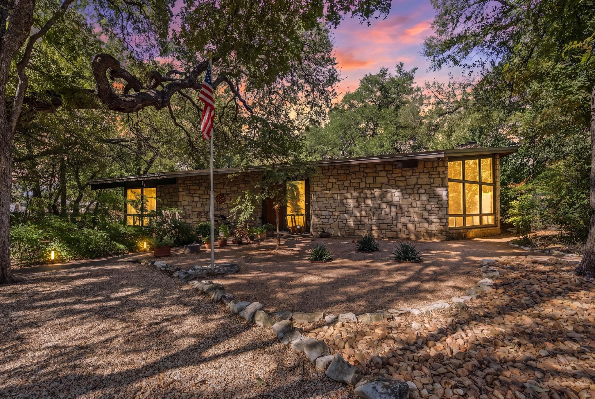 2634 Marlandwood Cir