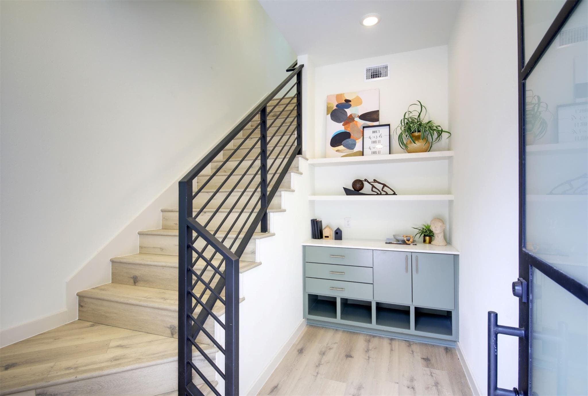 6802 Montana St #2