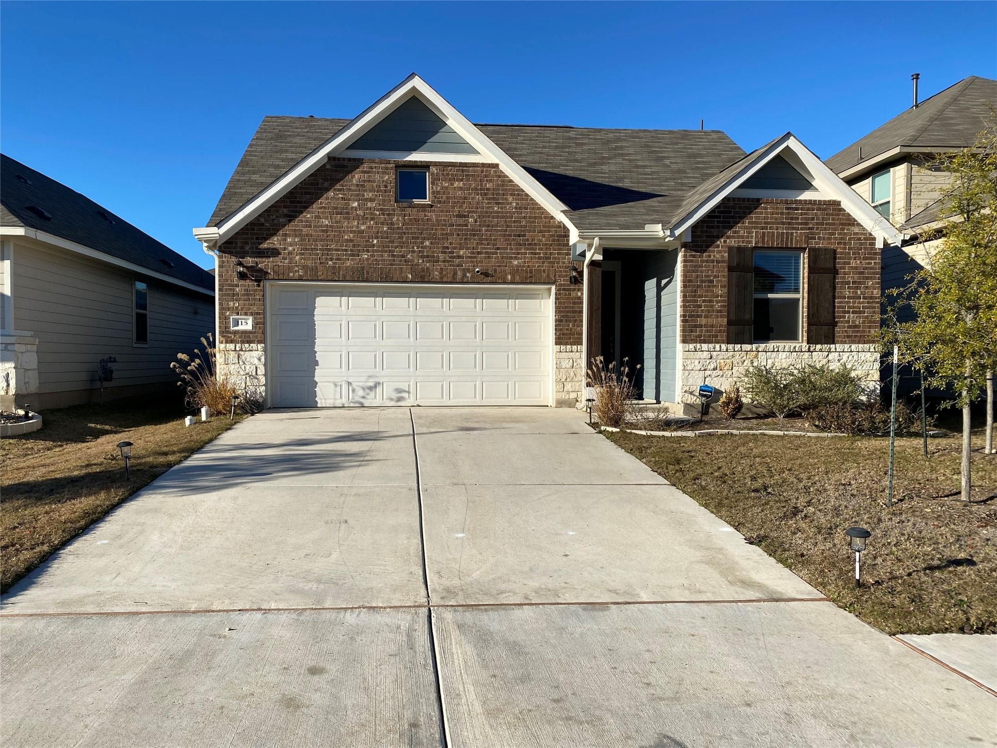 115 Lyrebird Ln