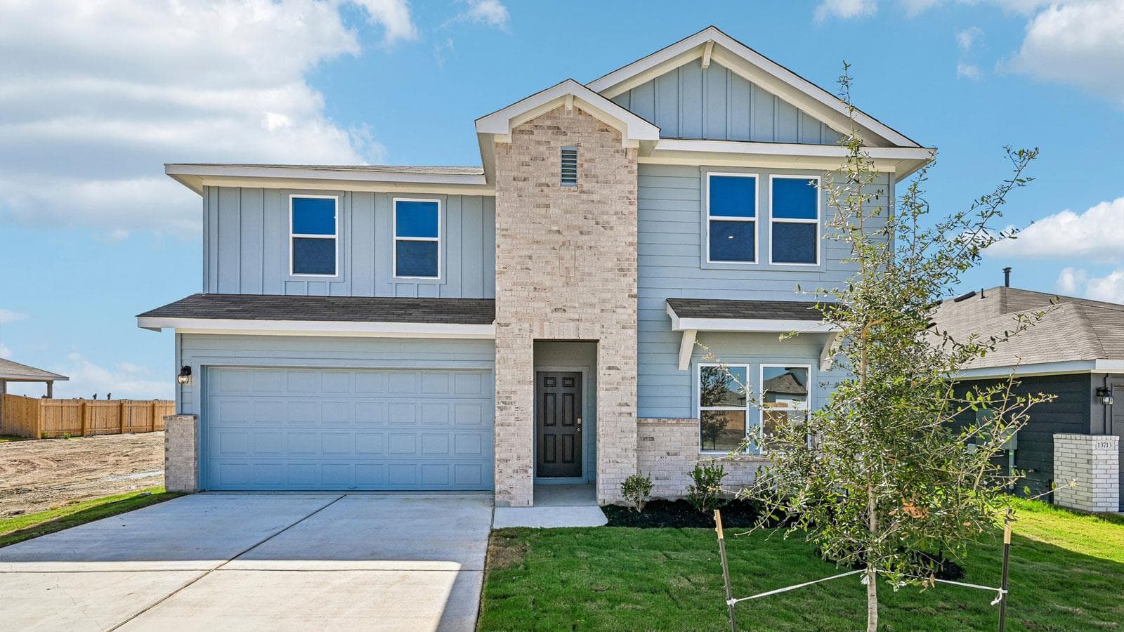 13717 Carper Dr