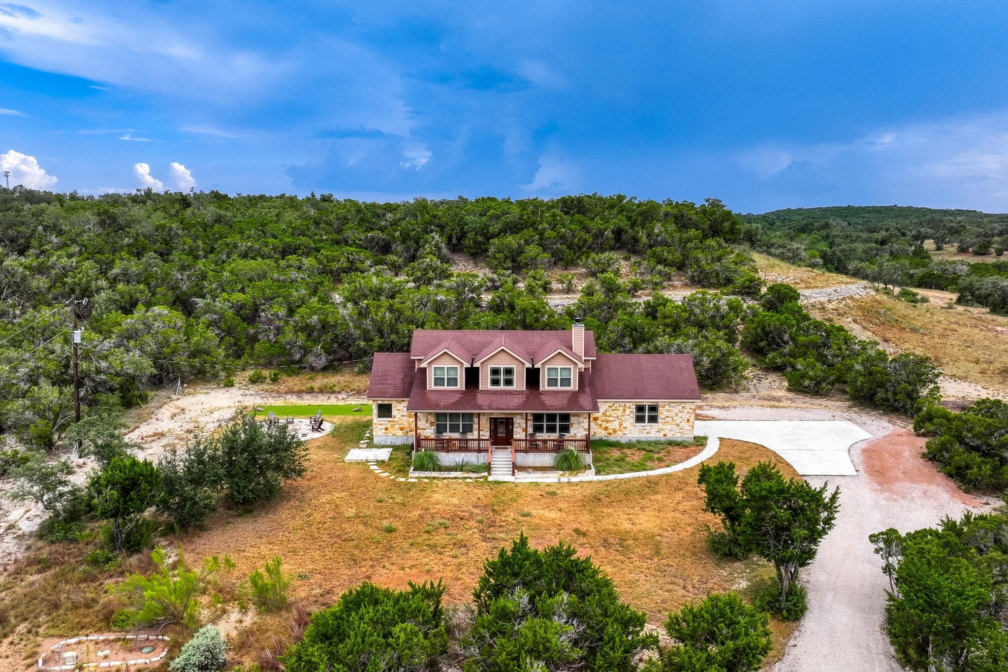 441 Eagle Ln
