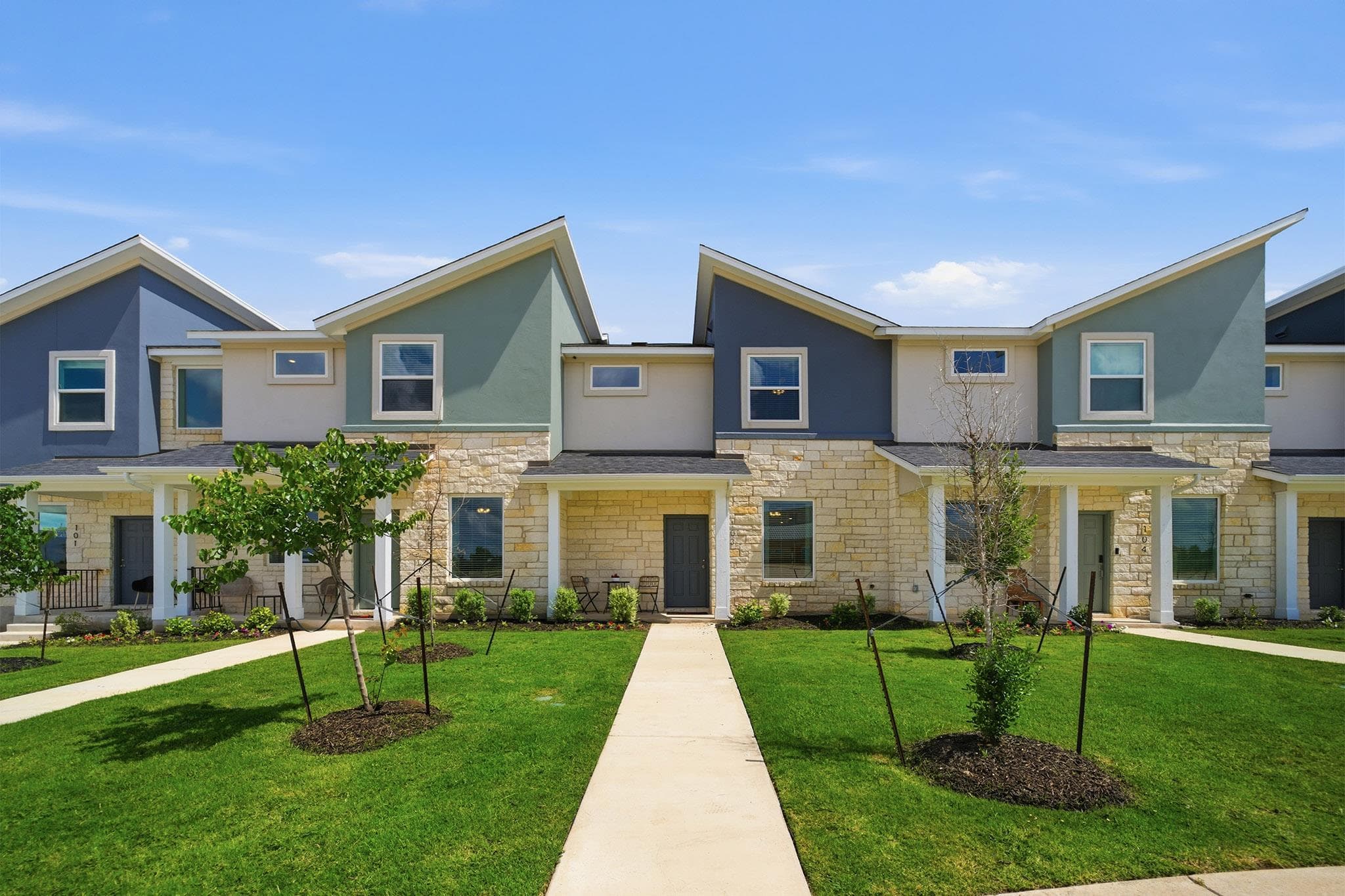 500 Municipal Dr #402