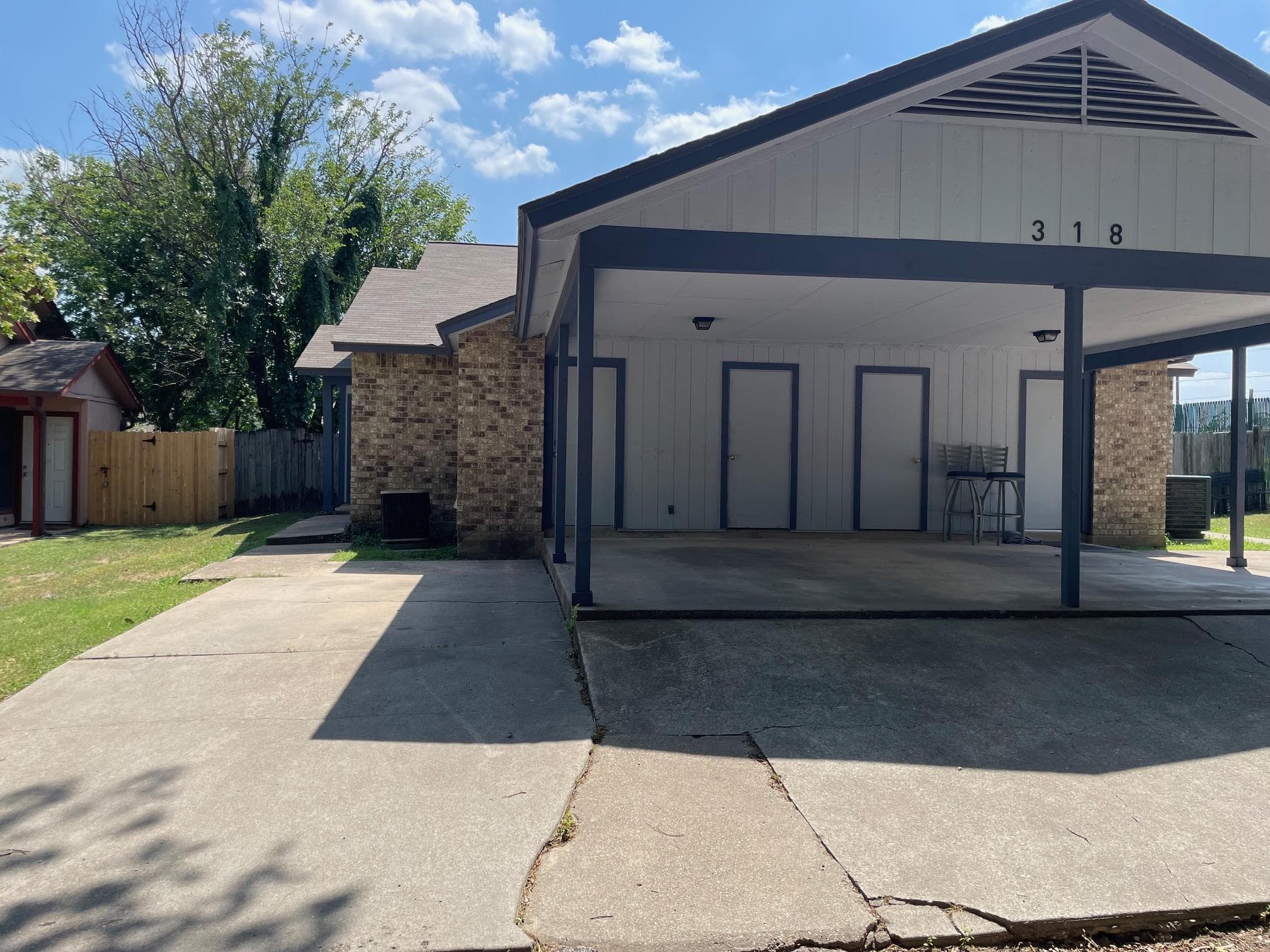 318 W William Cannon Dr #A
