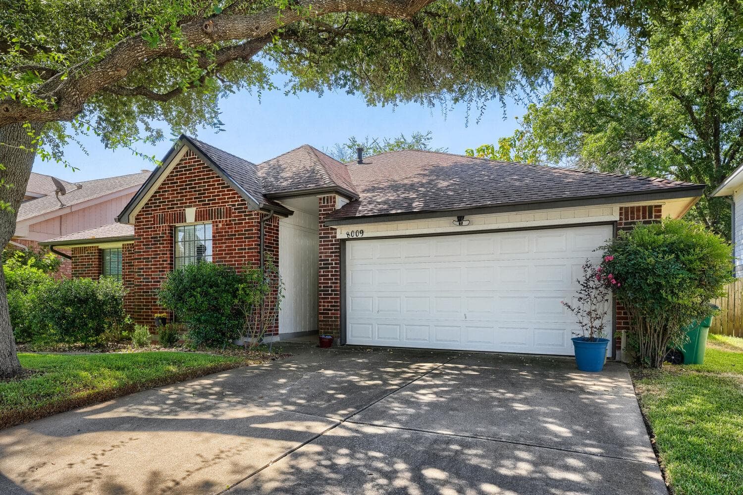 8009 Tantara Ct