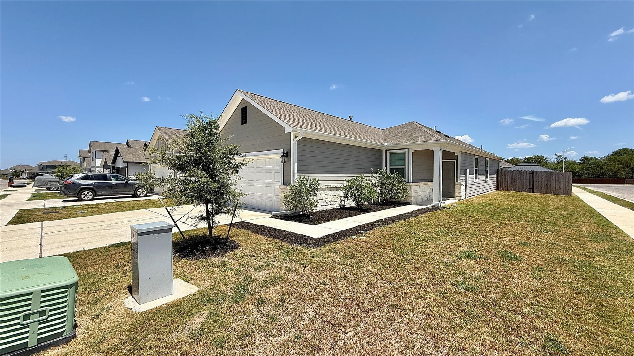 12411 Zenyatta Dr
