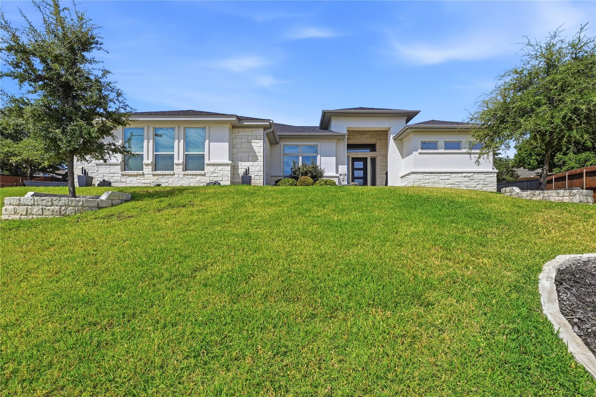 3018 Box Canyon Cir