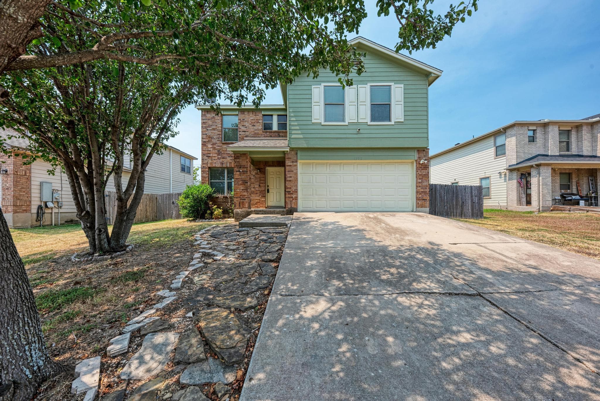 1302 Casa Blanca Cv