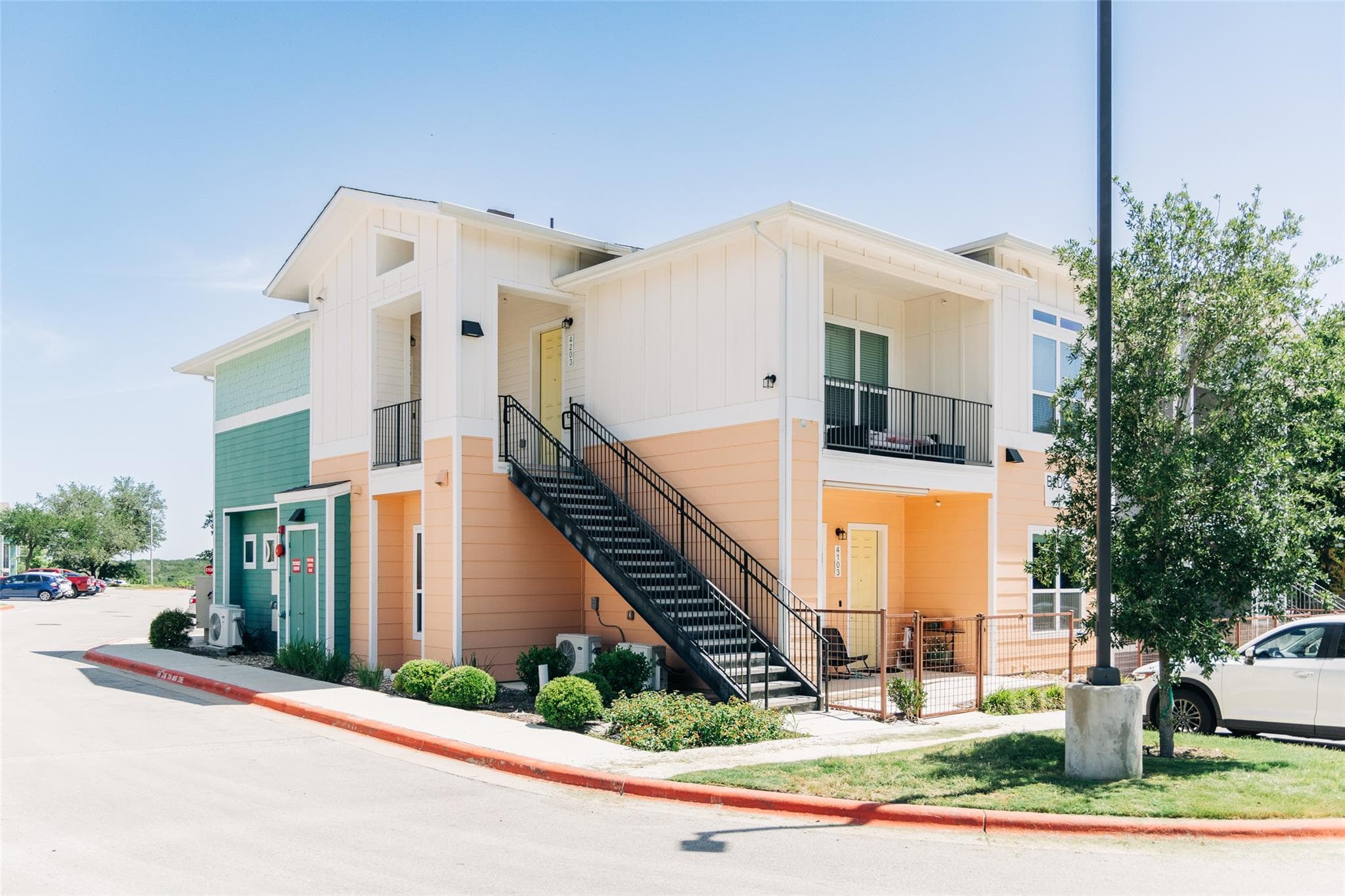 8601 W Gate Blvd #4203