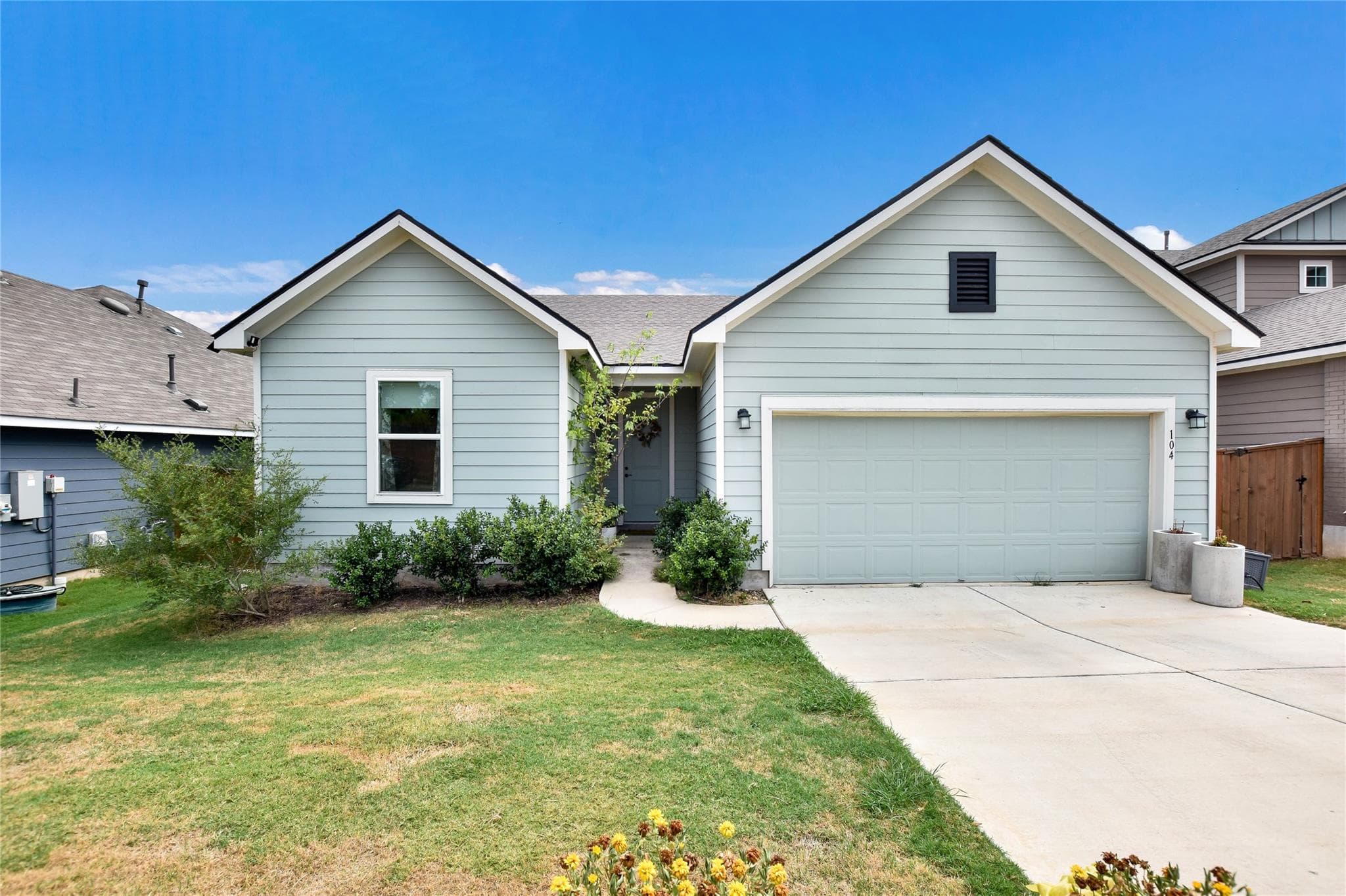 104 Peach Flat Ct