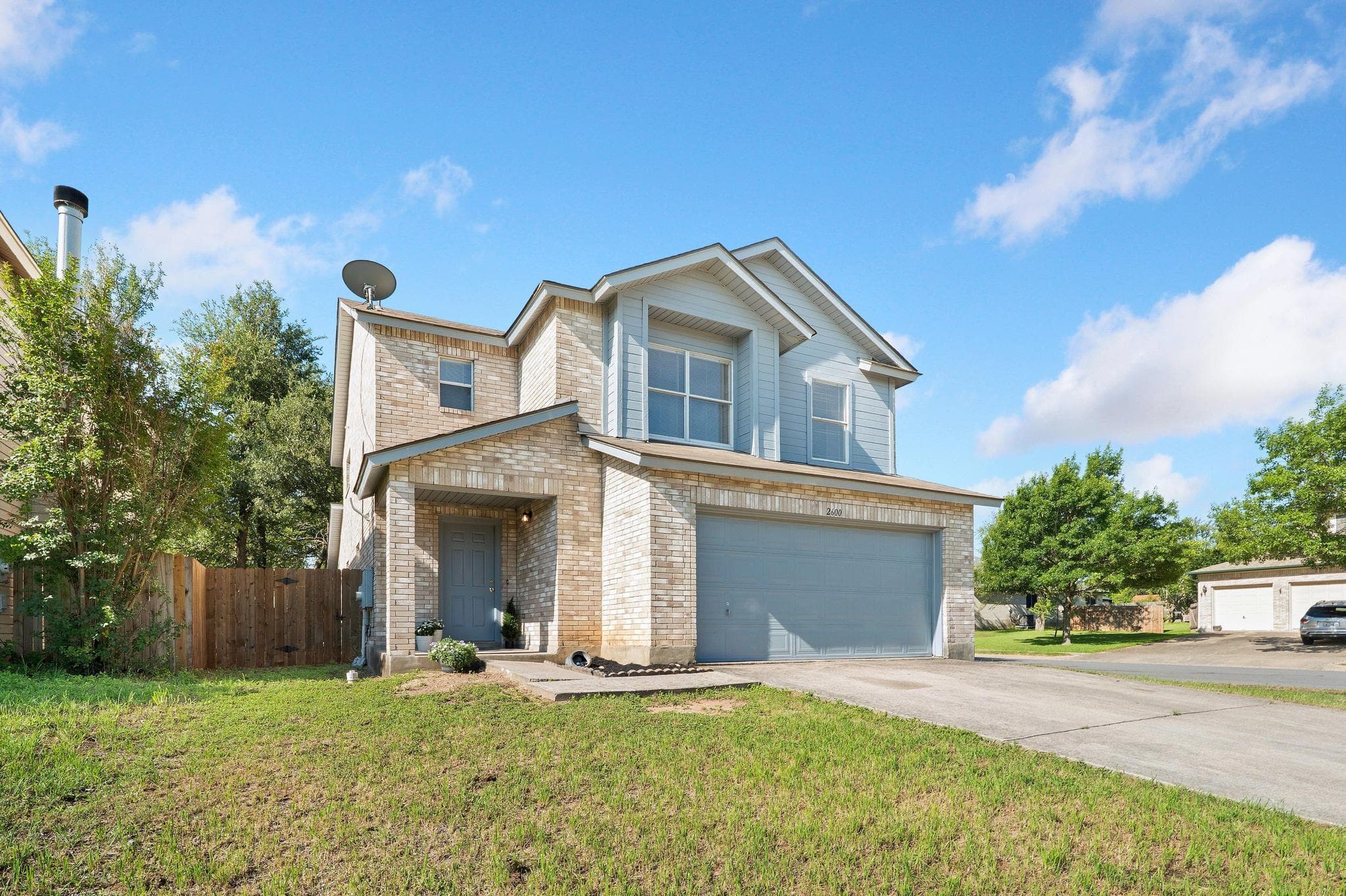 2600 Andres Way