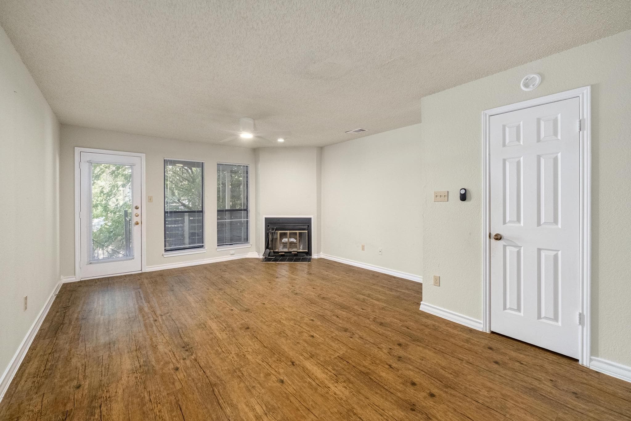 1404 Norwalk Ln #206