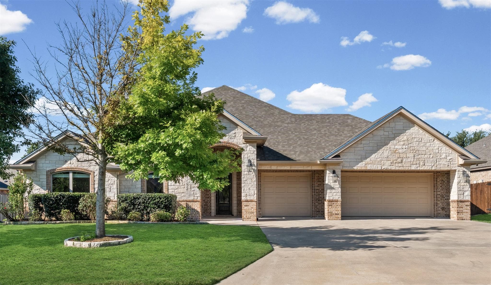 2007 Chamberlain Ln