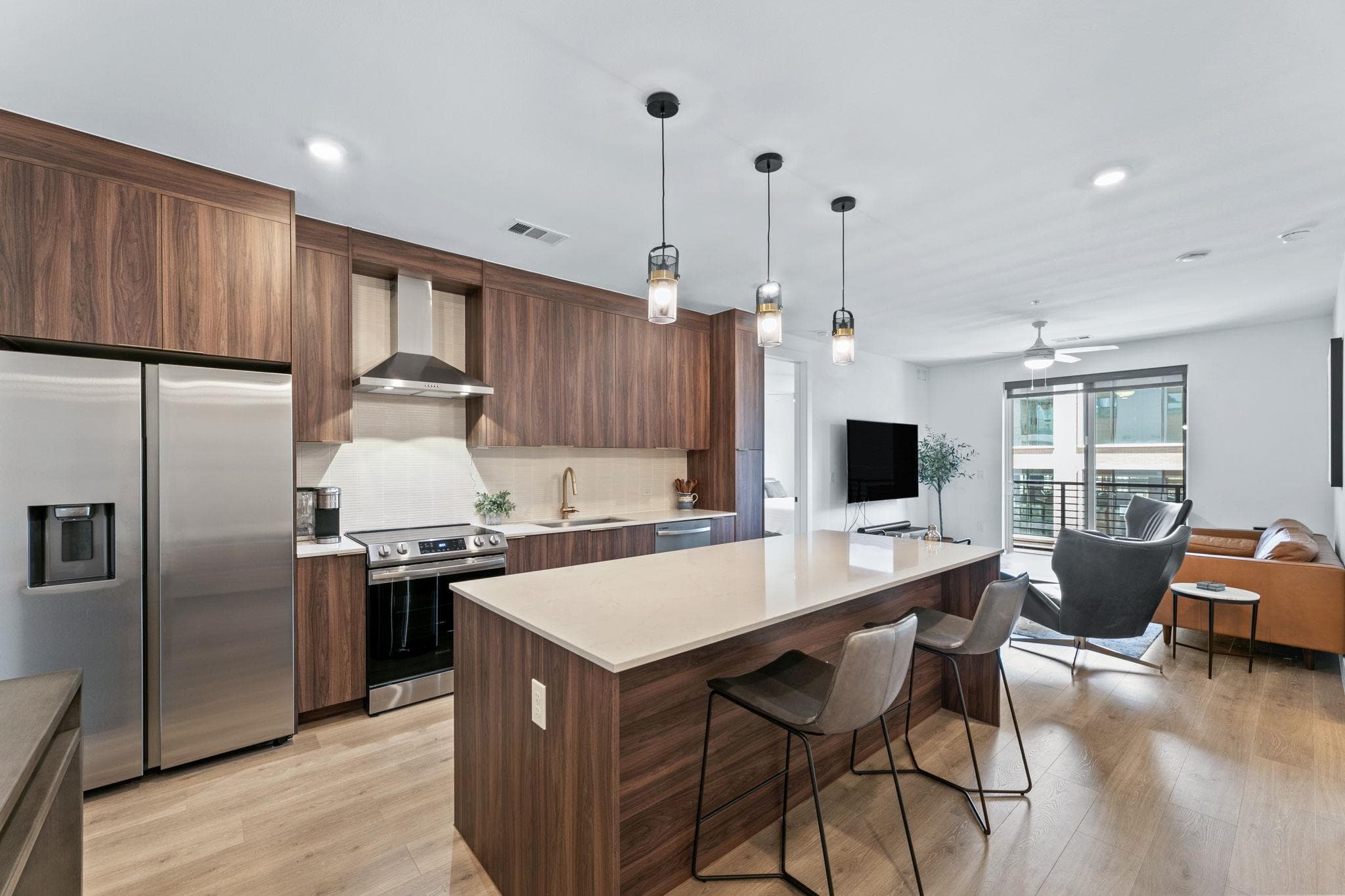 1701 Simond Ave #407