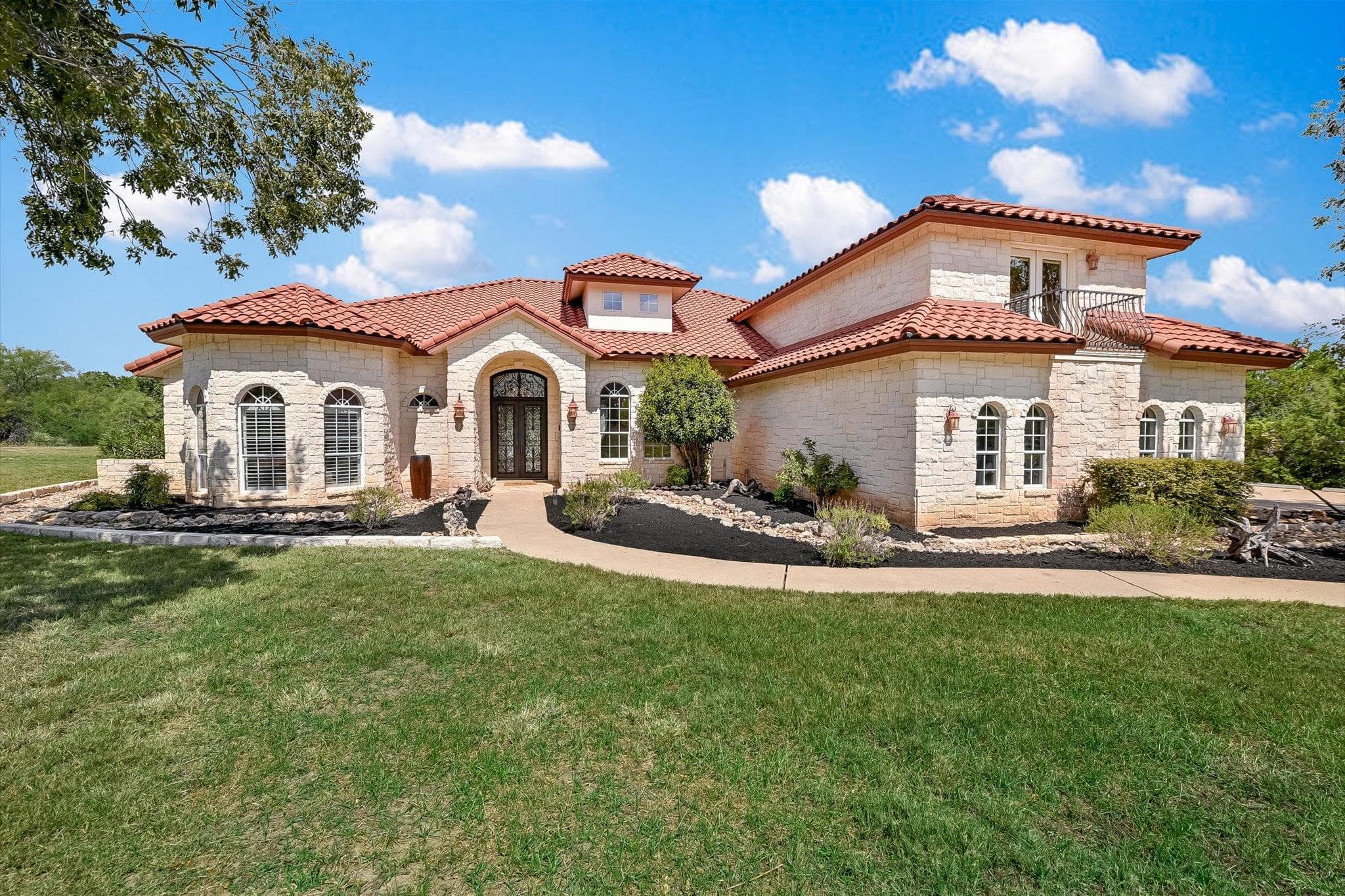 1001 Wesley Ridge Dr