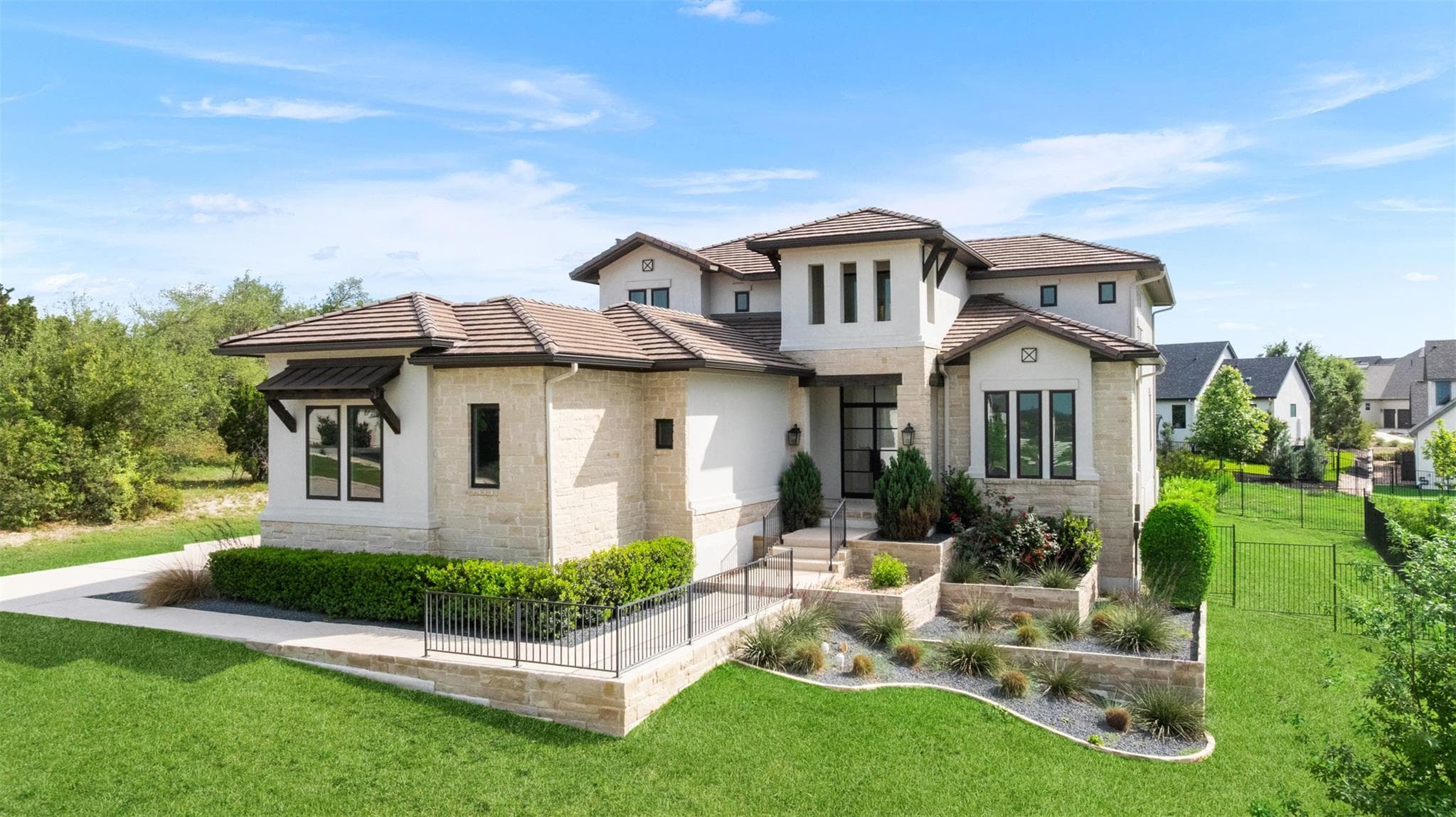 702 Serene Estates Dr
