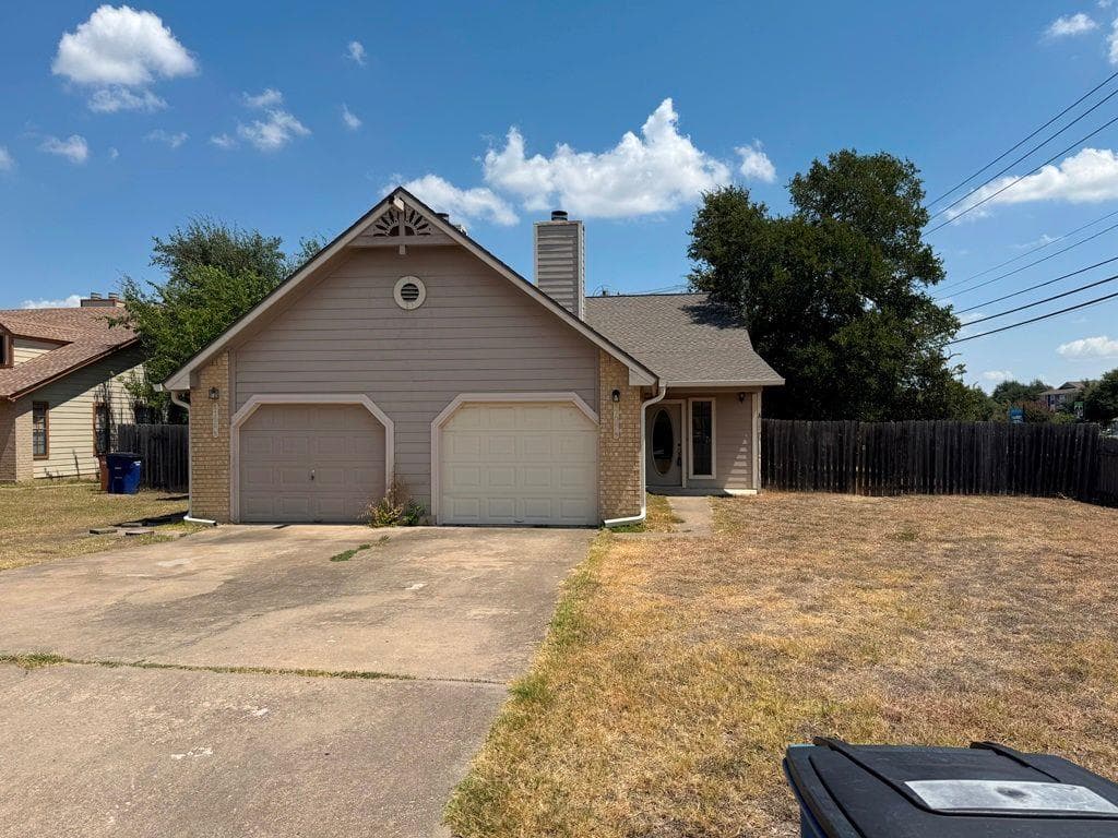 8700 Clearbrook Trl #A
