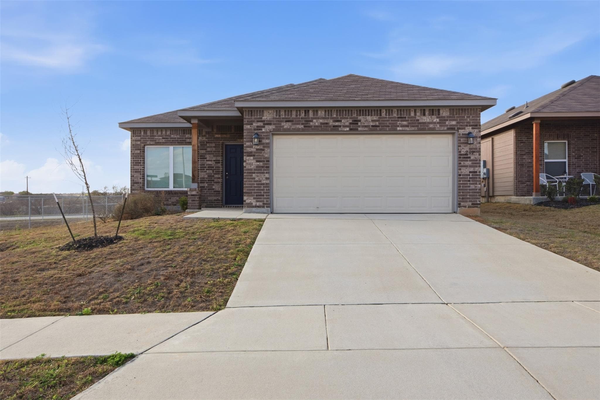 292 Legacy Cir
