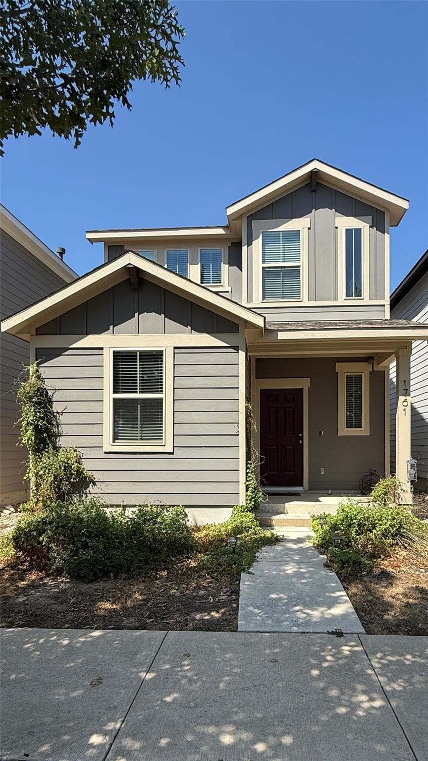 1761 Artesian Springs Xing