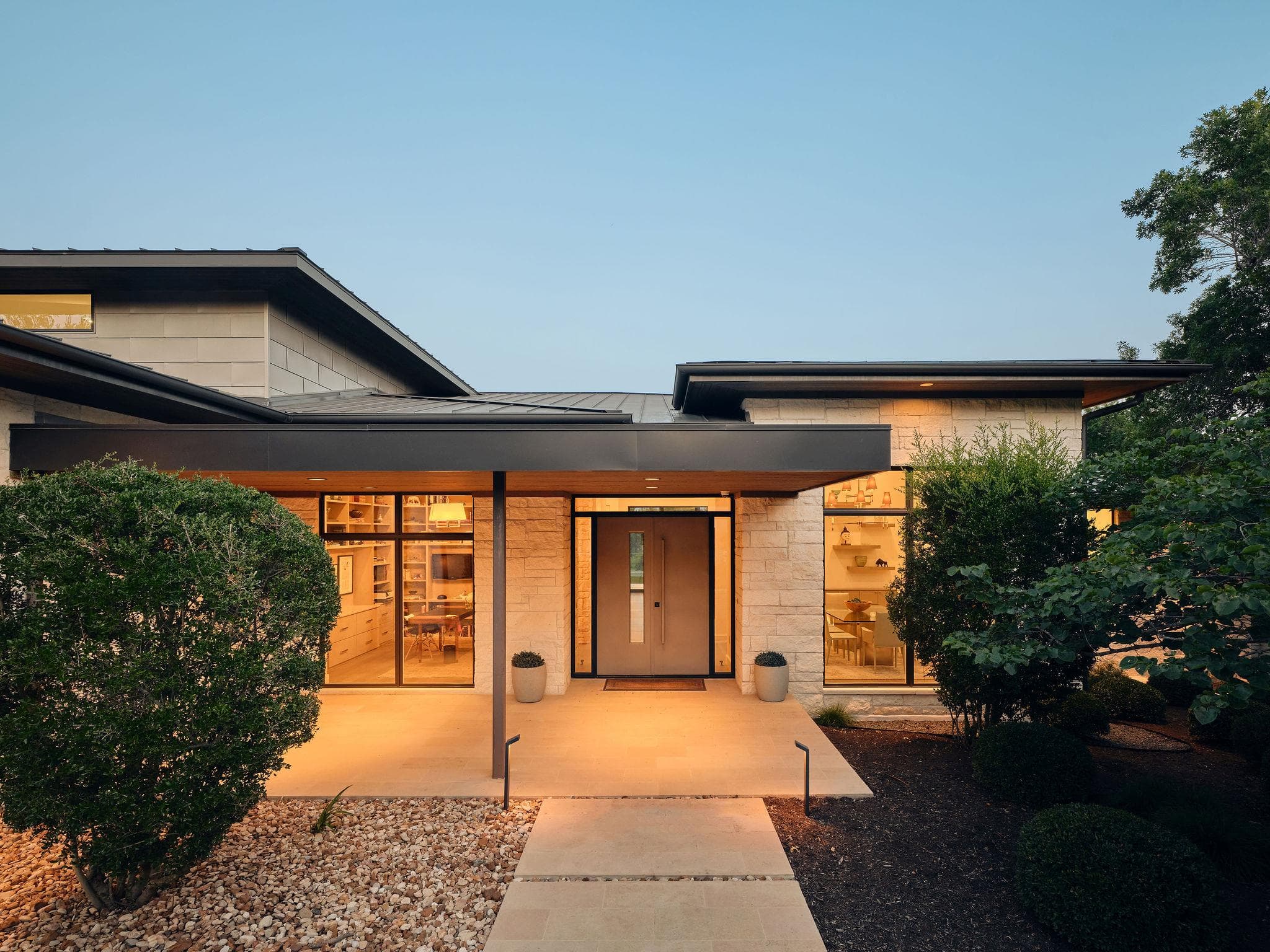 12900 Hacienda Rdg