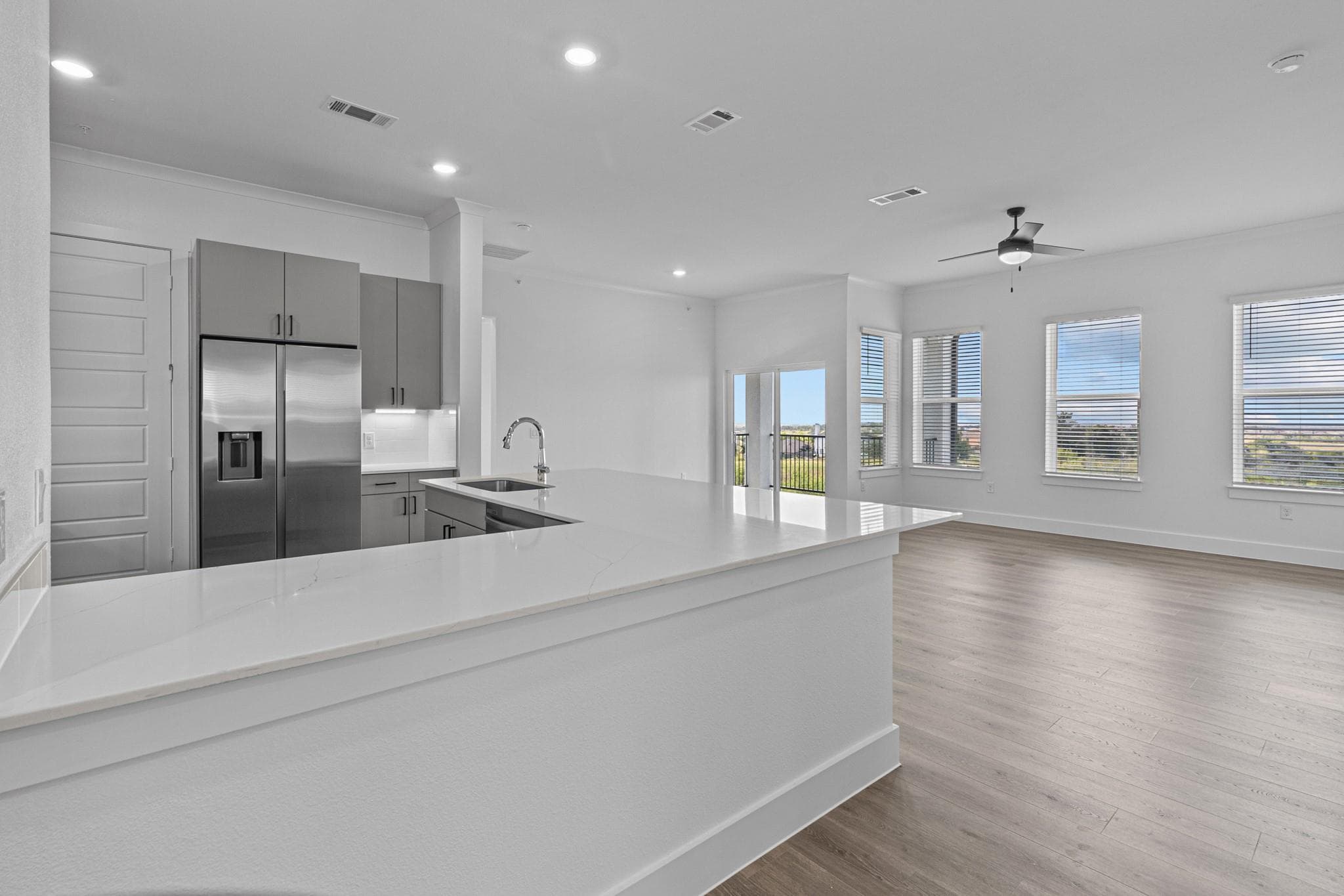 1664 Hillside Terrace None #6315