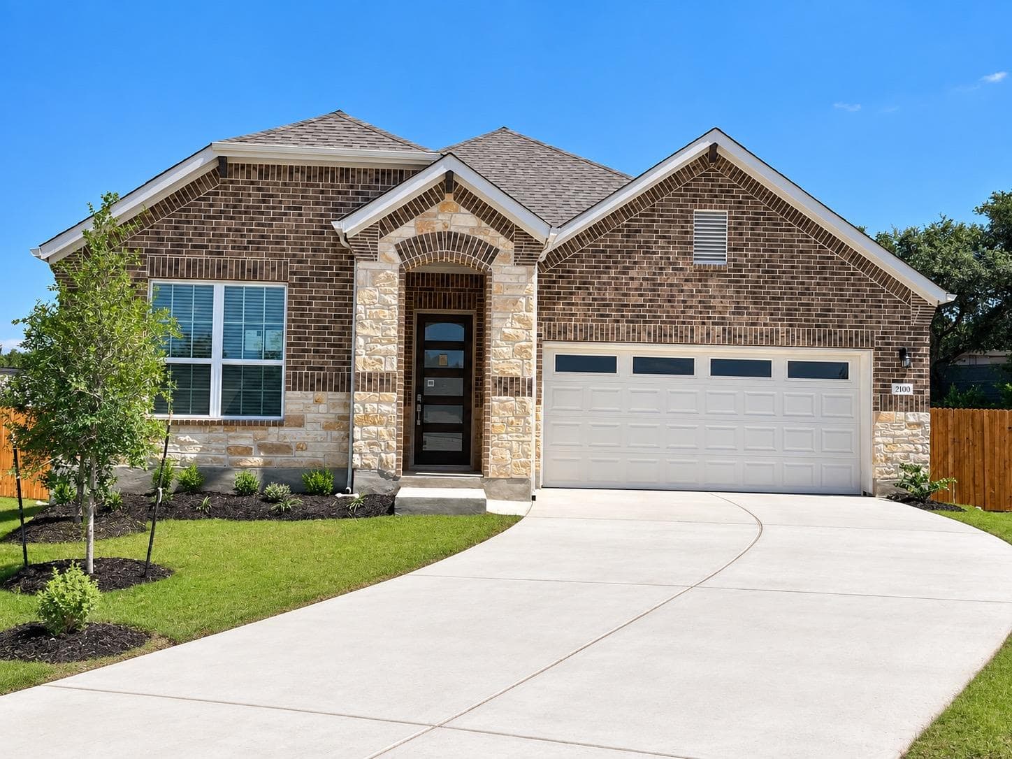 2100 Magnolia Hill Dr