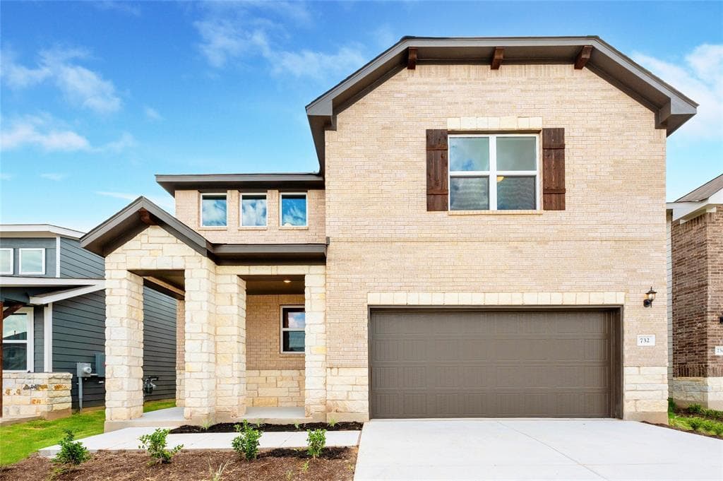 732 Gray Fox Loop