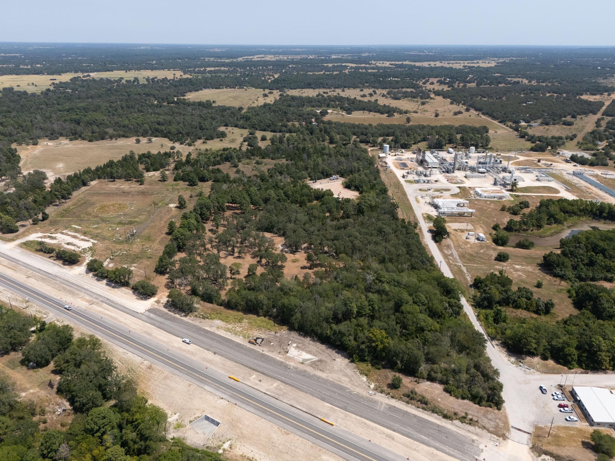 7604 N US Highway 77 Hwy