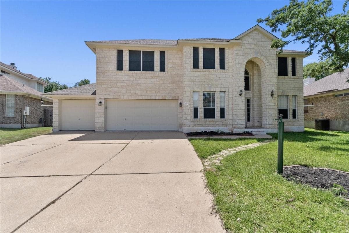 207 Colby Ln