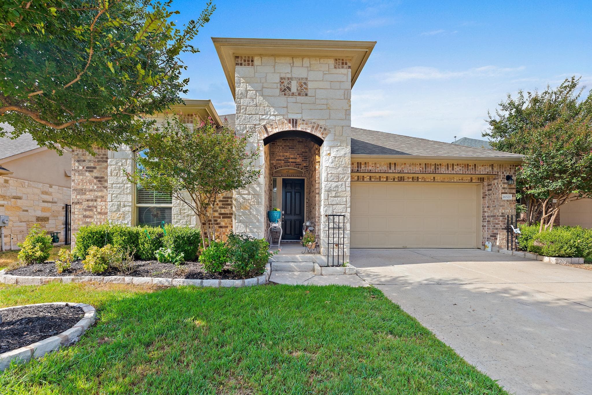 16521 Pallazo Dr
