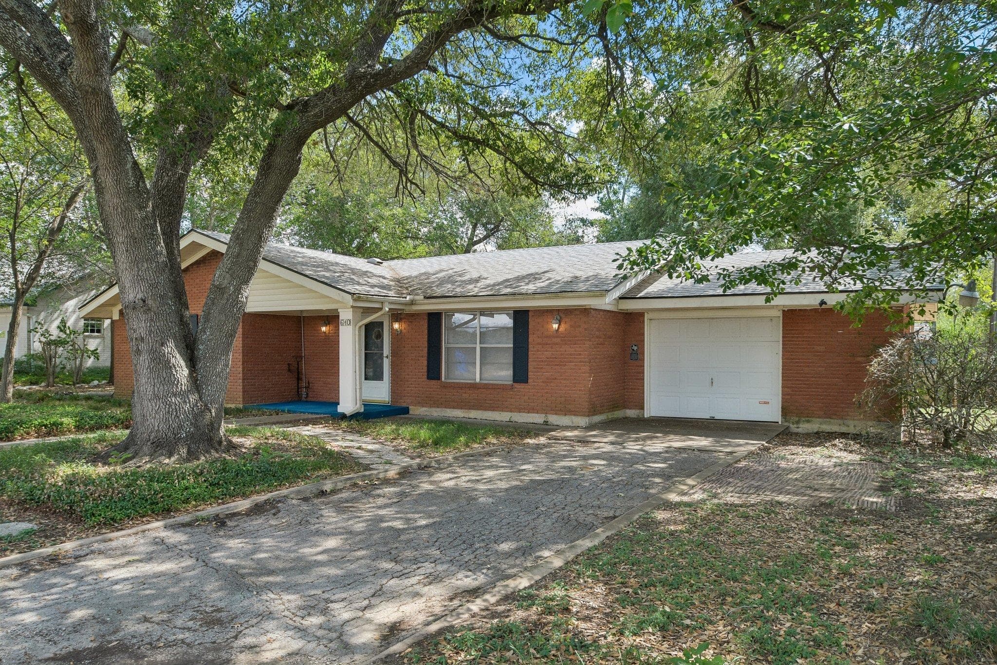 610 Mogonye Ln