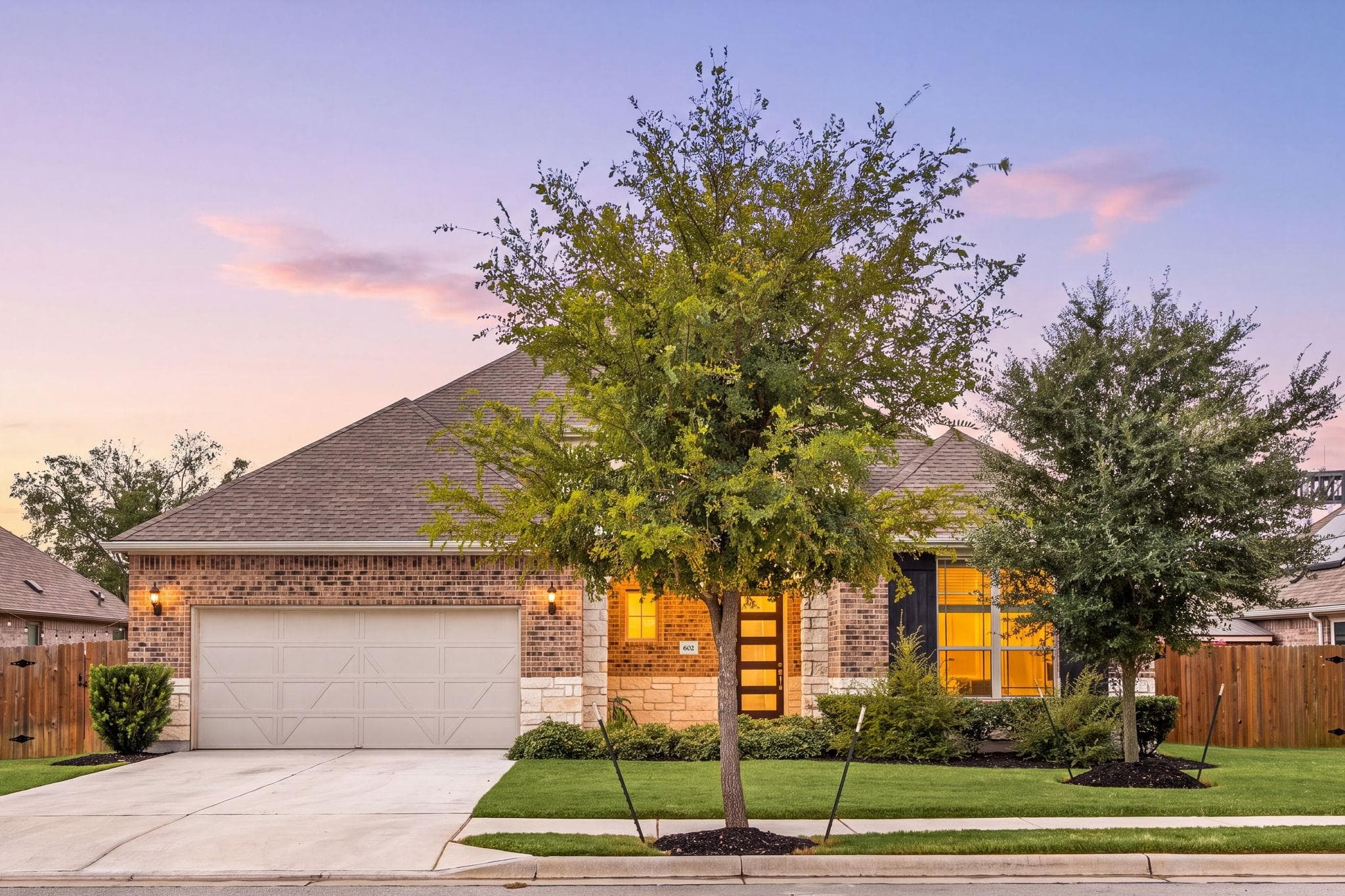 602 Pulitzer Dr