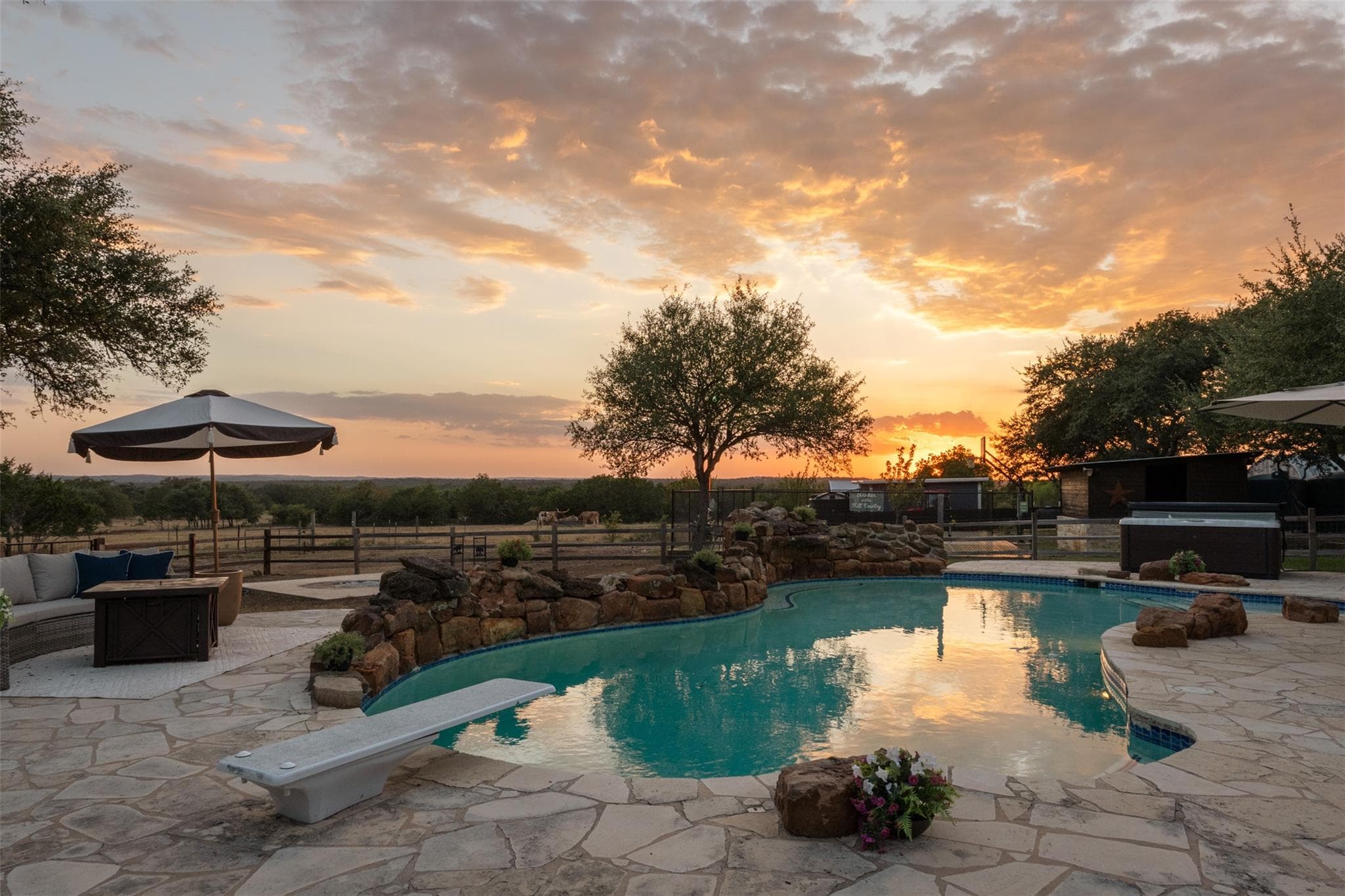 220 Fawn Meadow Dr