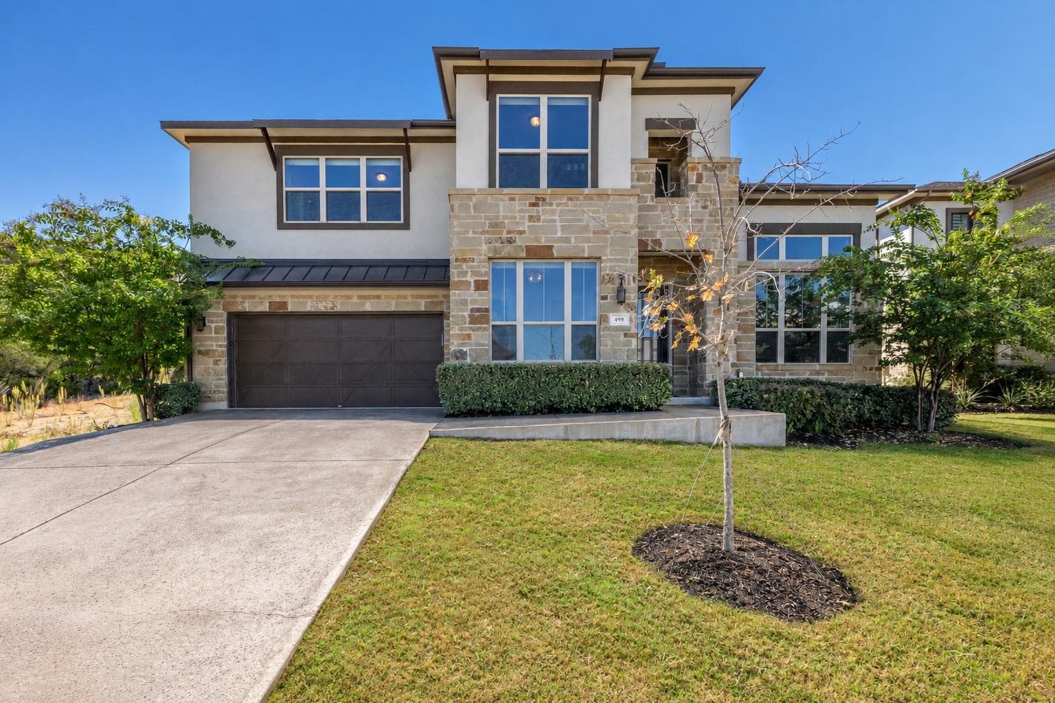 499 Anfield Cir