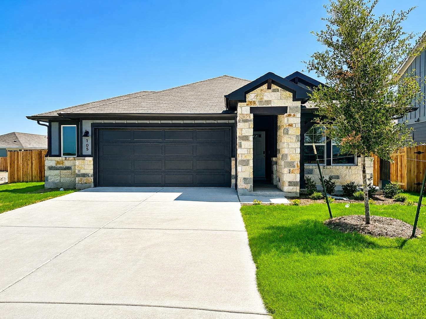 105 Fossil Dr